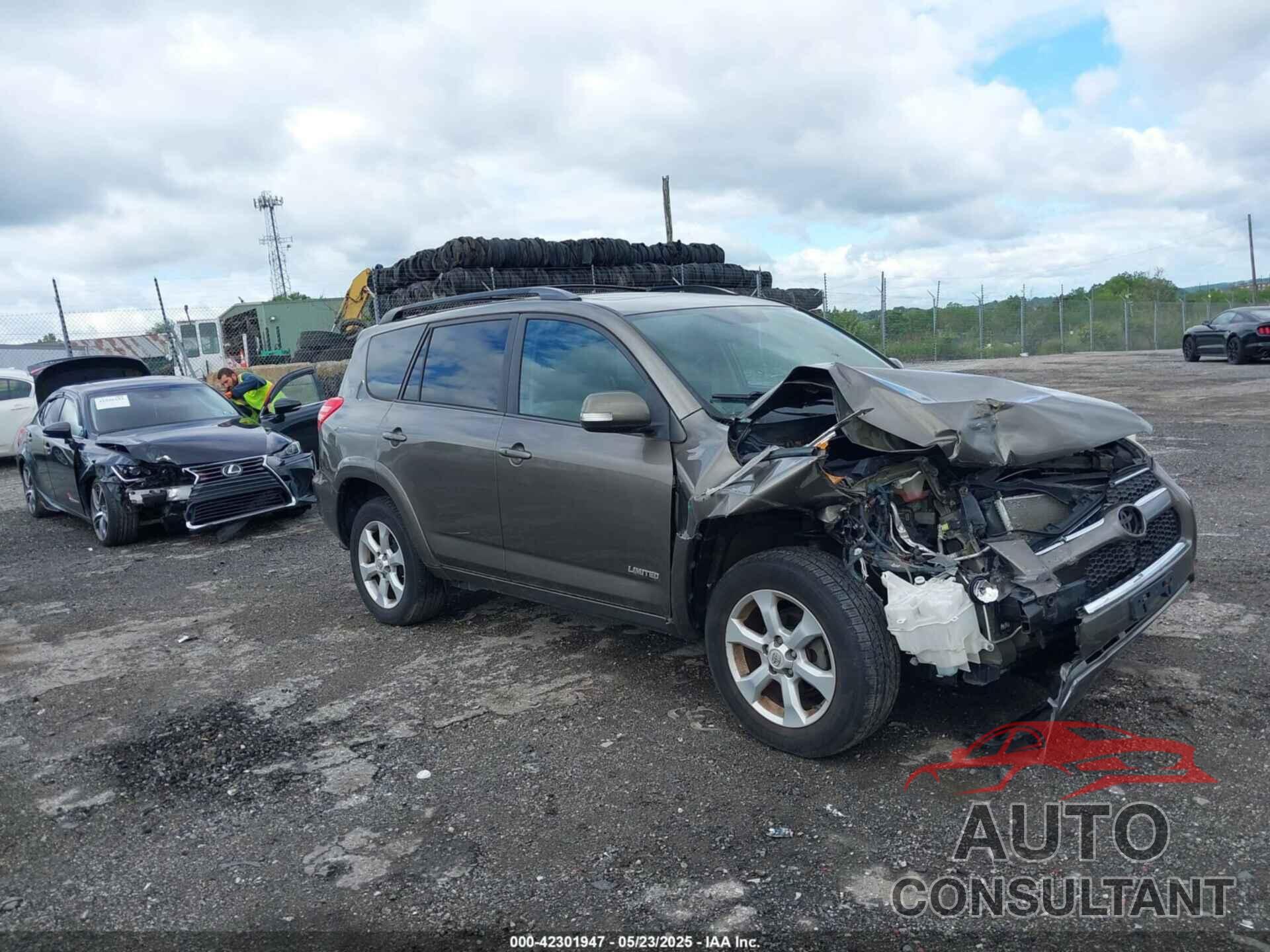 TOYOTA RAV4 2012 - 2T3DF4DV1CW188024