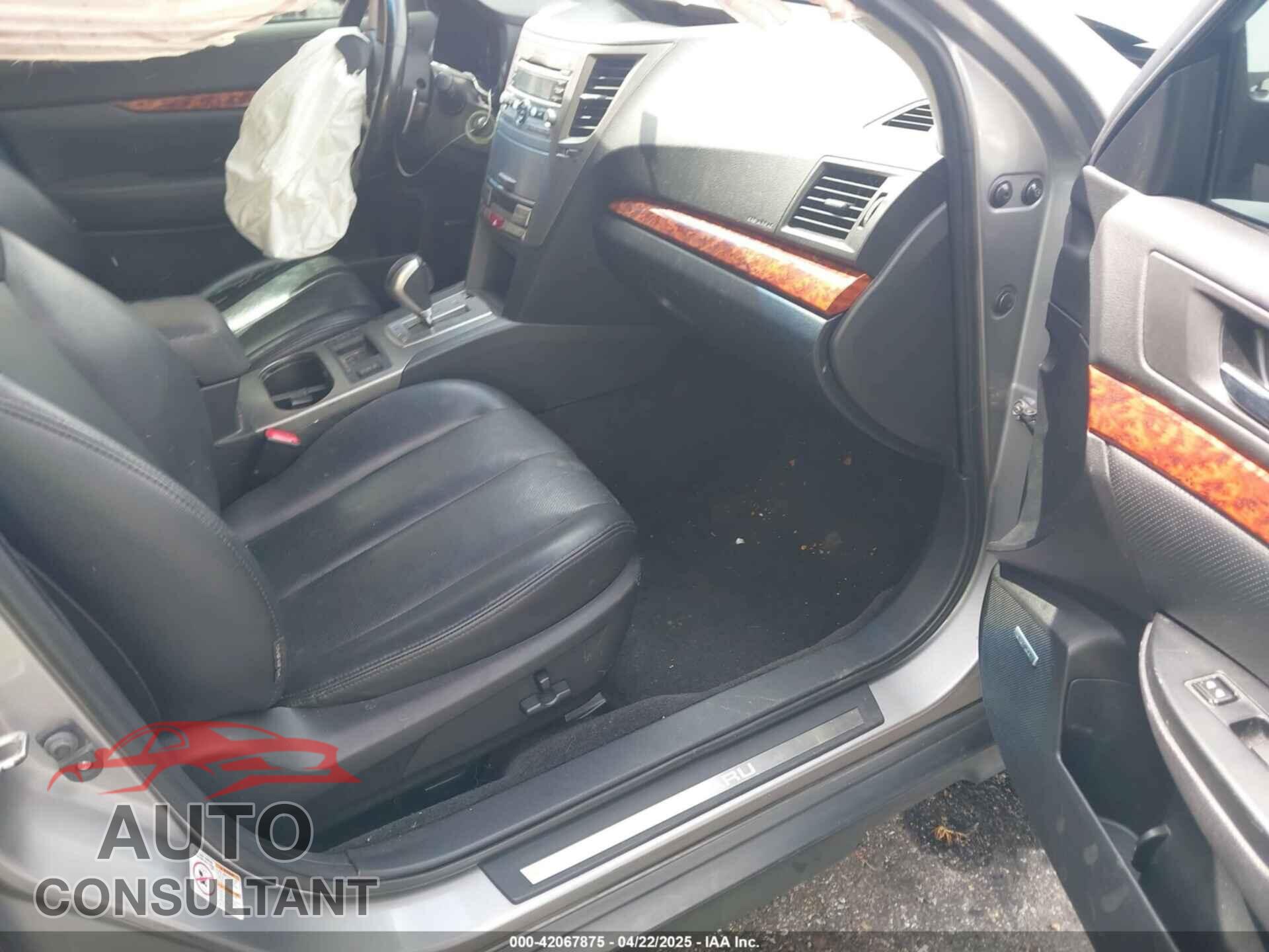 SUBARU OUTBACK 2010 - 4S4BRBKCXA3315501