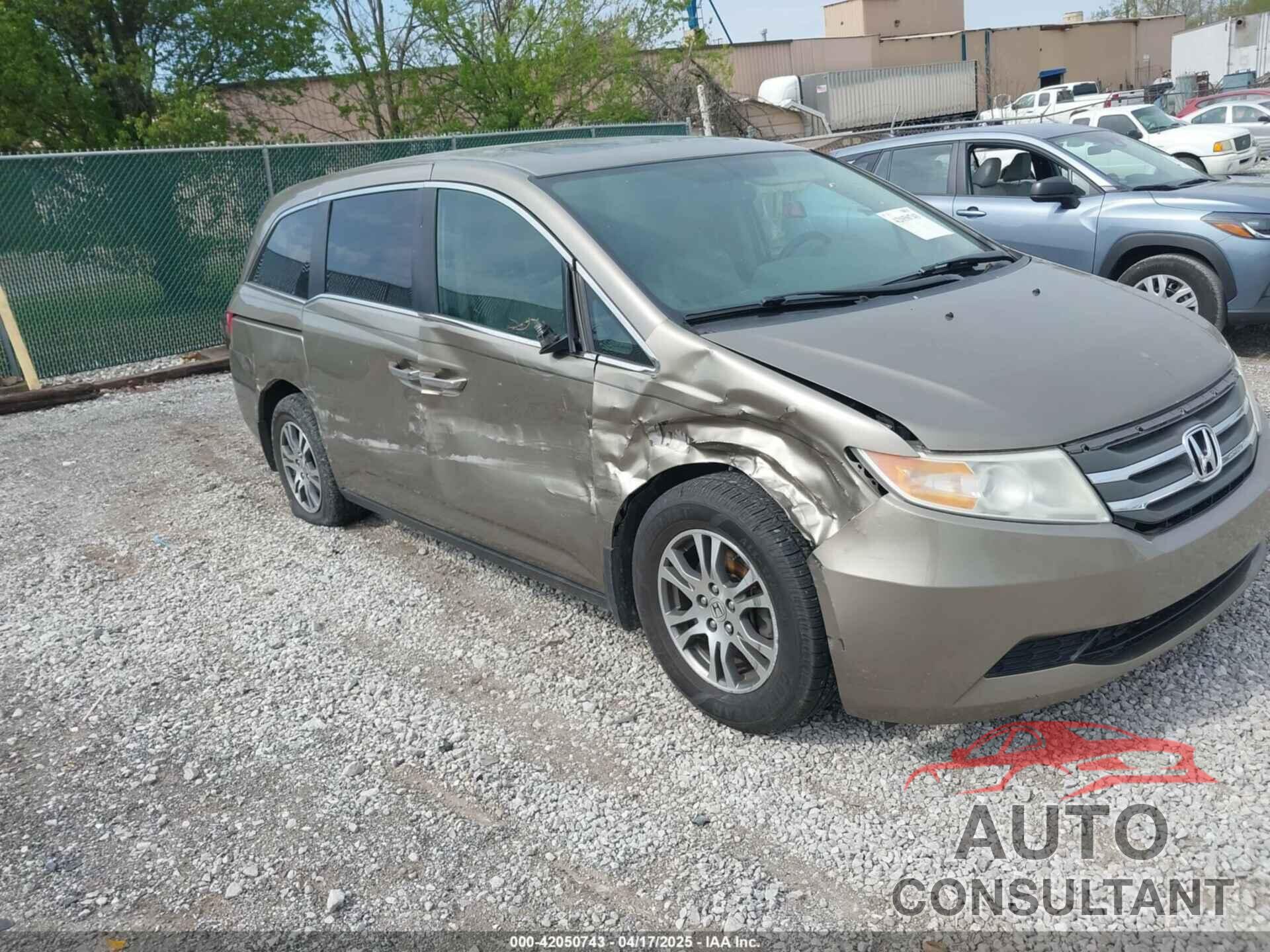 HONDA ODYSSEY 2013 - 5FNRL5H65DB064238