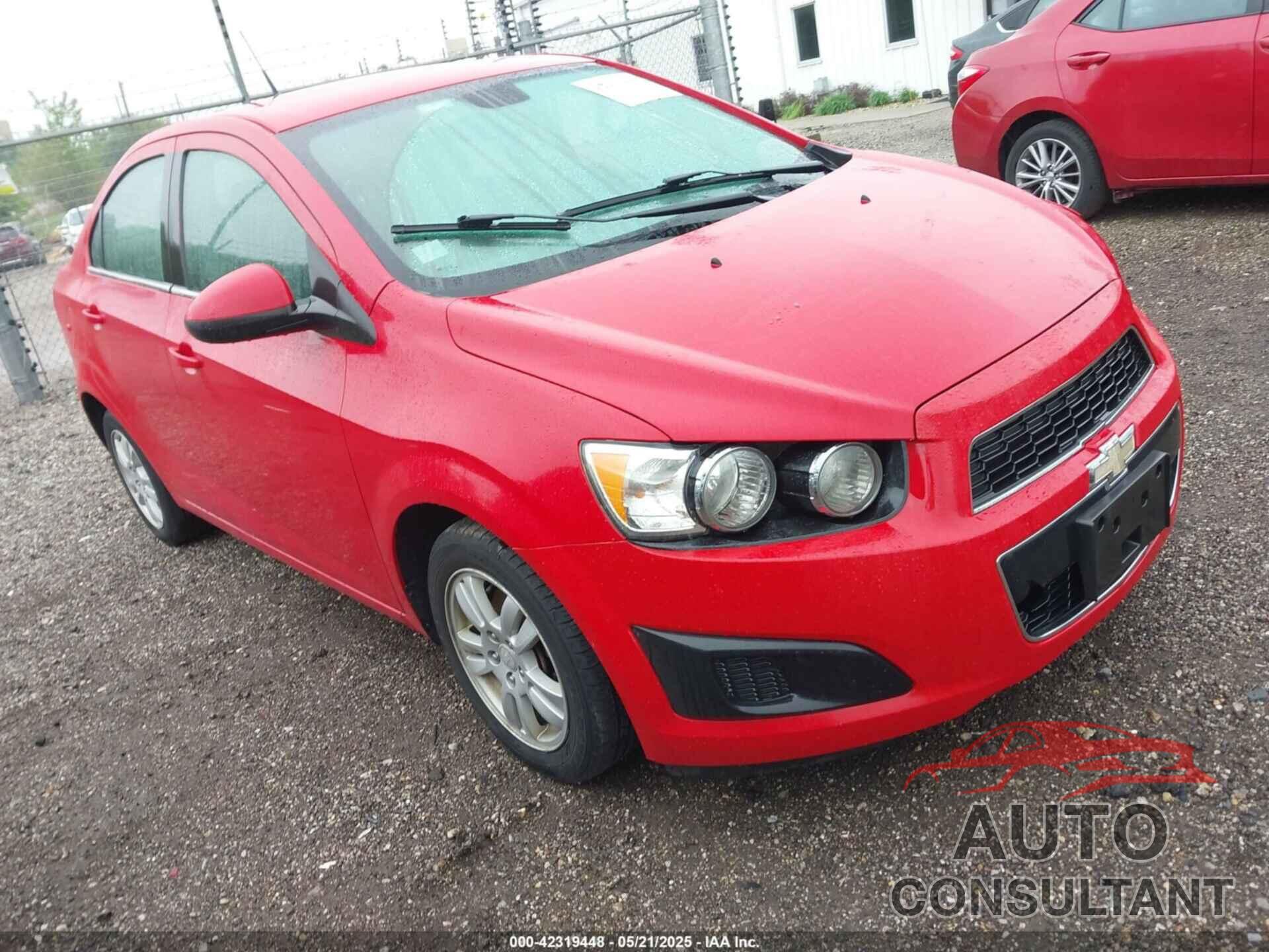 CHEVROLET SONIC 2013 - 1G1JC5SB3D4236169