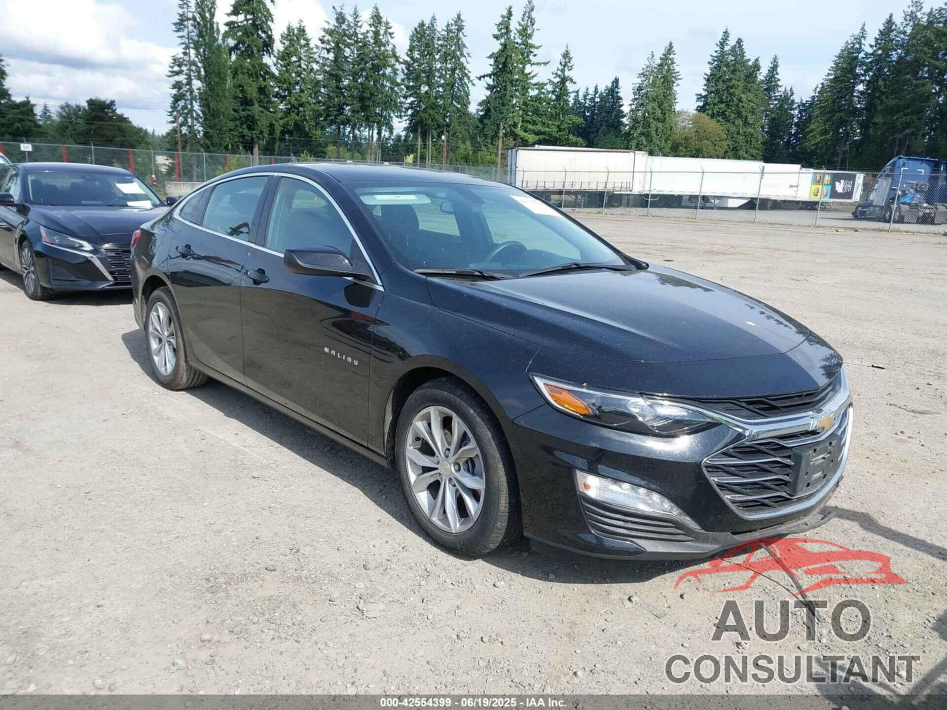 CHEVROLET MALIBU 2022 - 1G1ZD5ST3NF185058