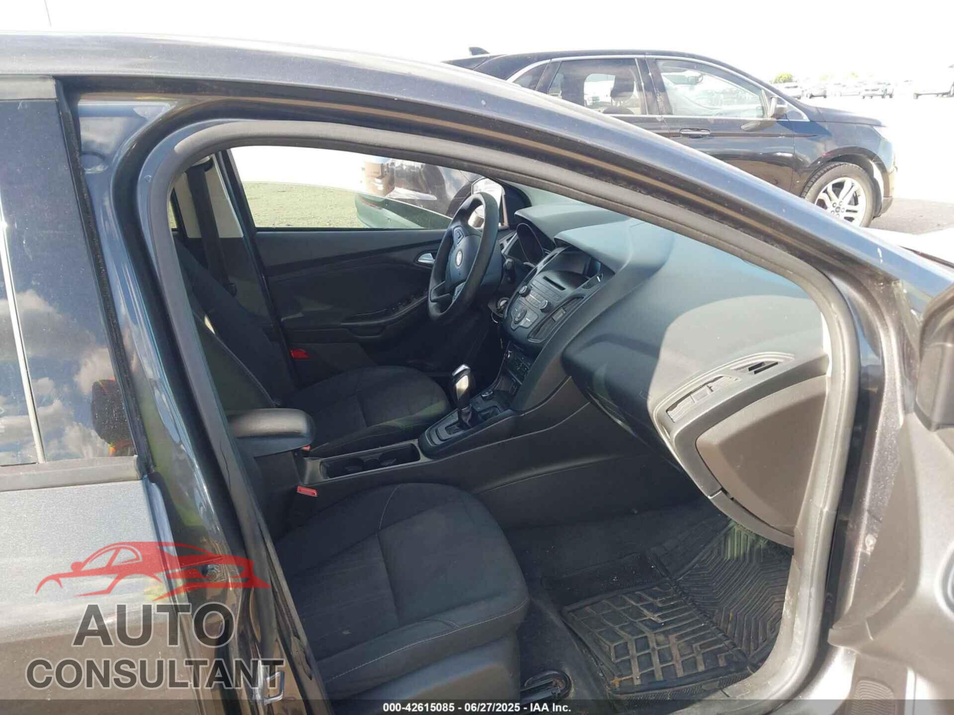 FORD FOCUS 2016 - 1FADP3F26GL314872