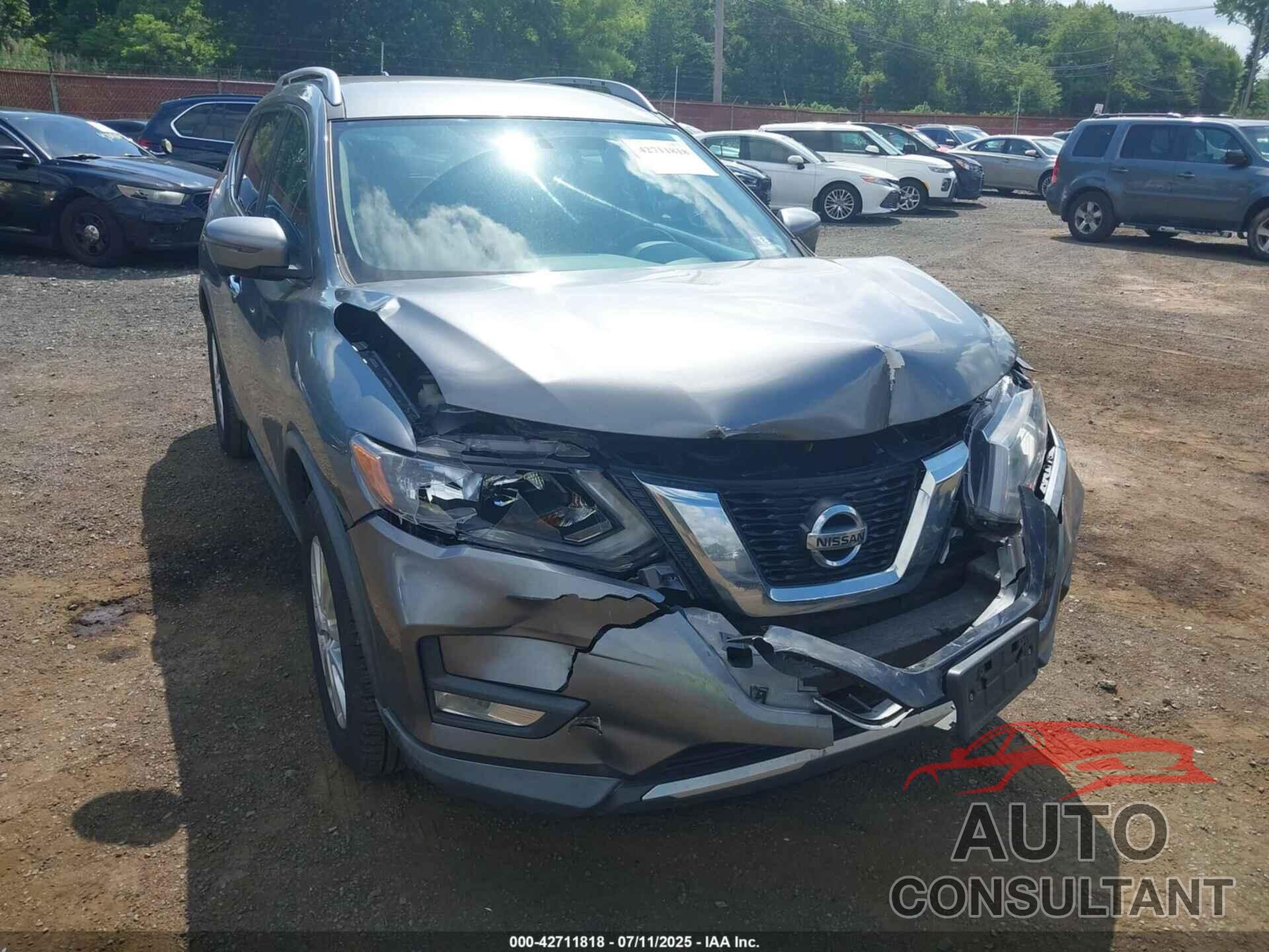 NISSAN ROGUE 2017 - KNMAT2MV8HP504666