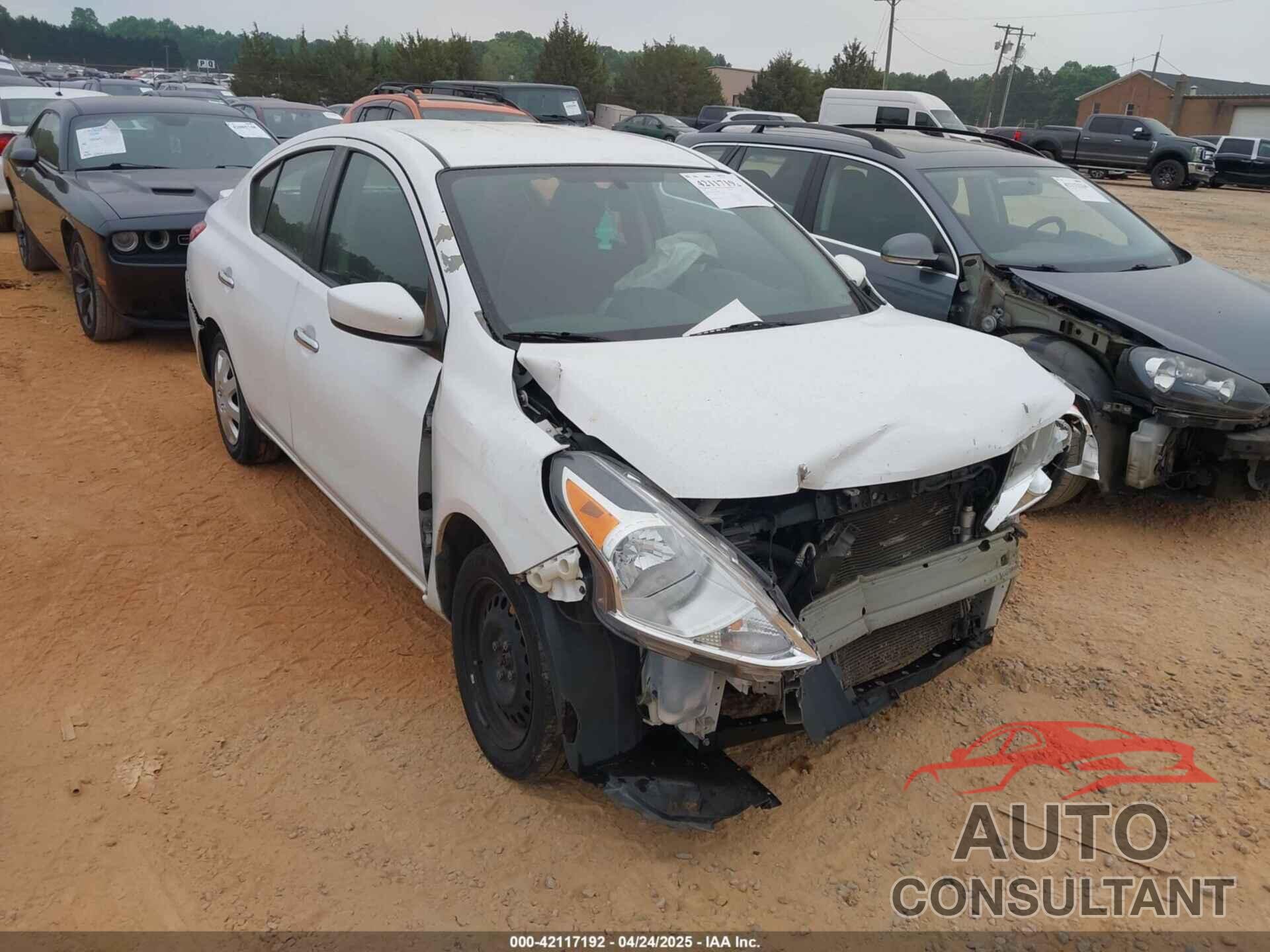 NISSAN VERSA 2019 - 3N1CN7AP9KL842119