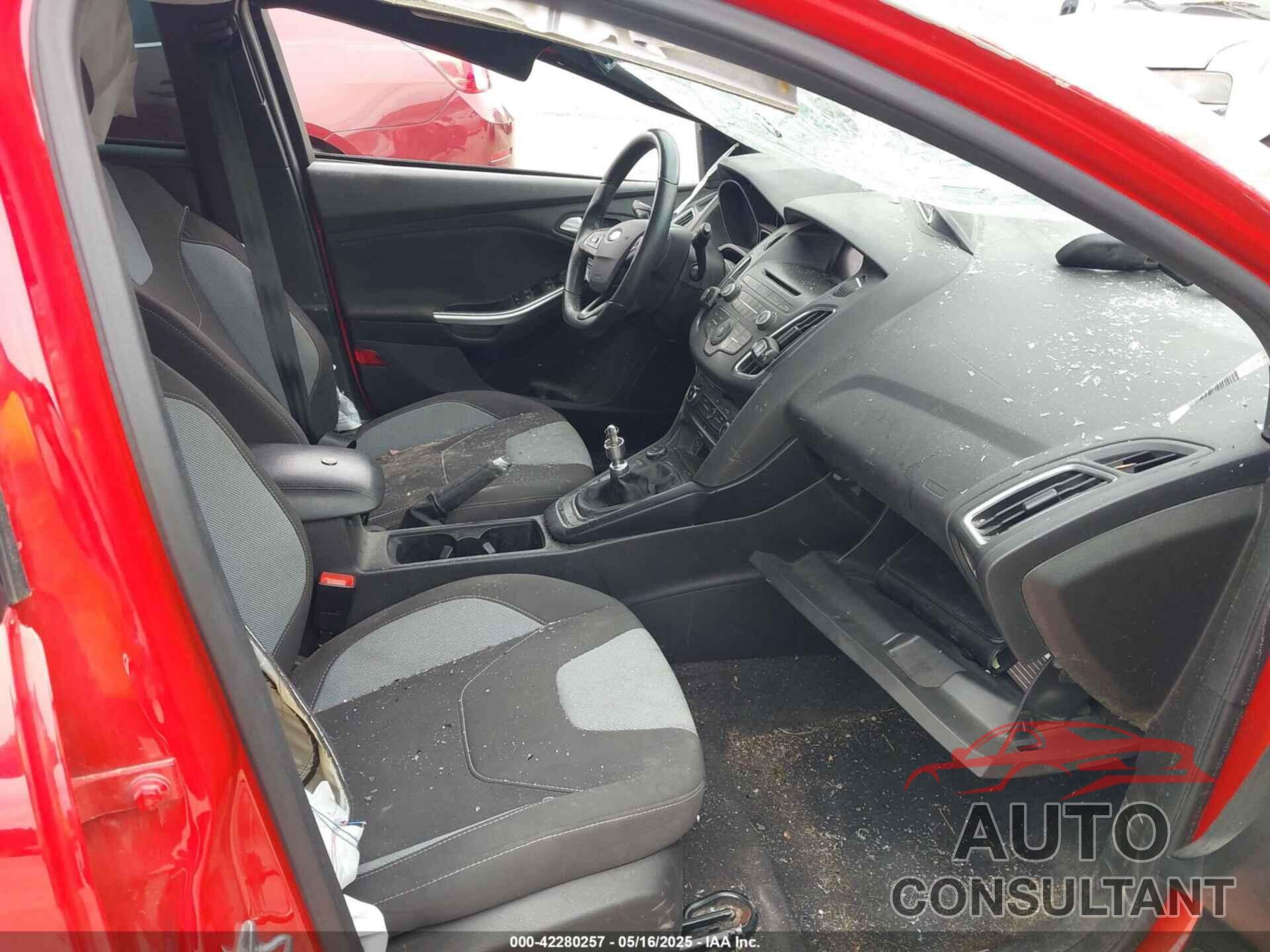 FORD FOCUS ST 2017 - 1FADP3L91HL328052