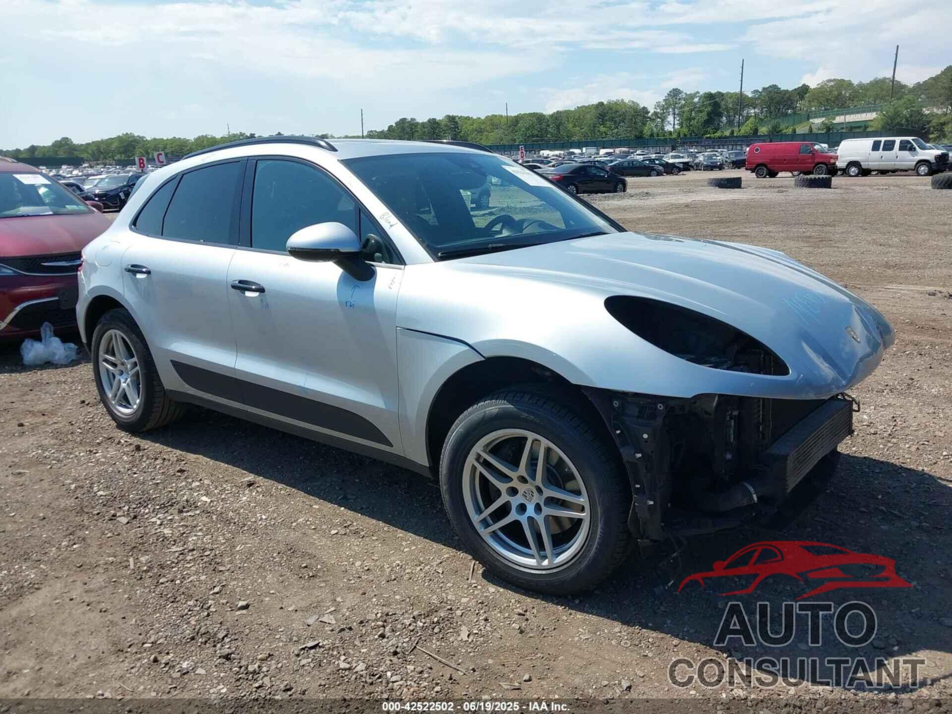 PORSCHE MACAN 2018 - WP1AA2A59JLB04041