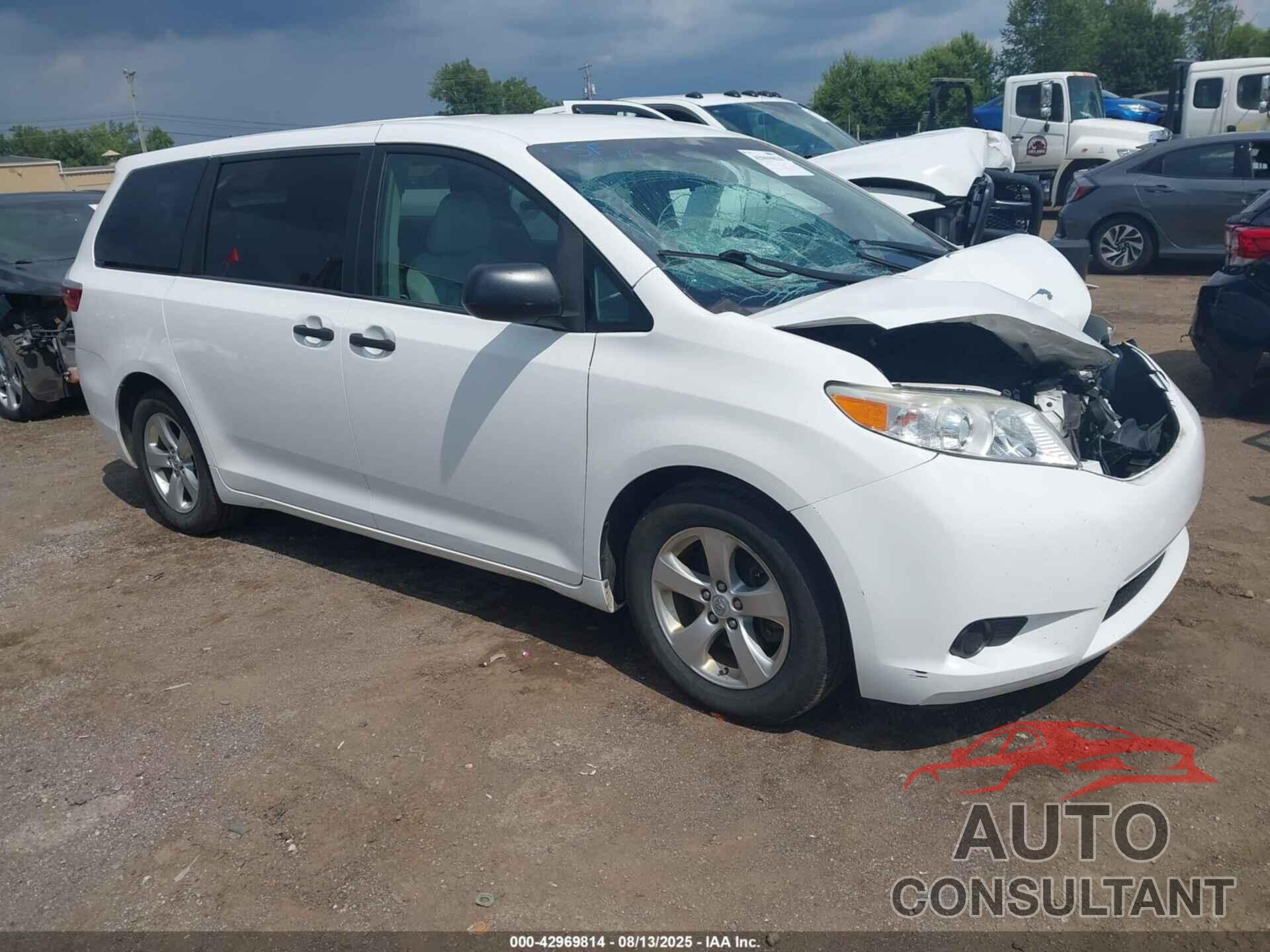 TOYOTA SIENNA 2016 - 5TDZK3DC6GS731823