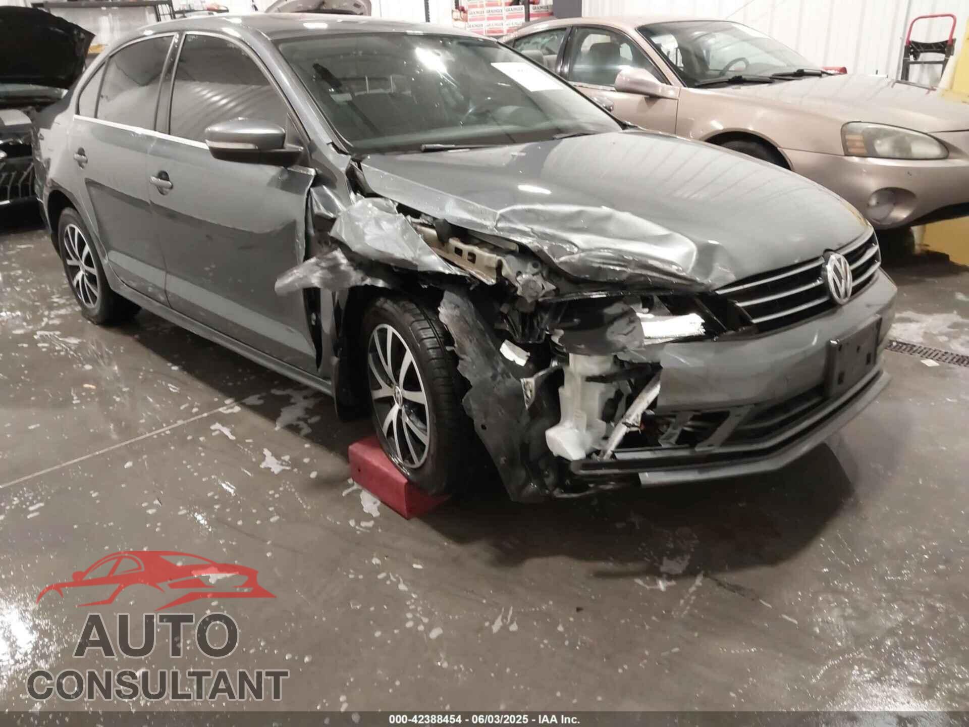 VOLKSWAGEN JETTA 2017 - 3VWDB7AJ4HM238807