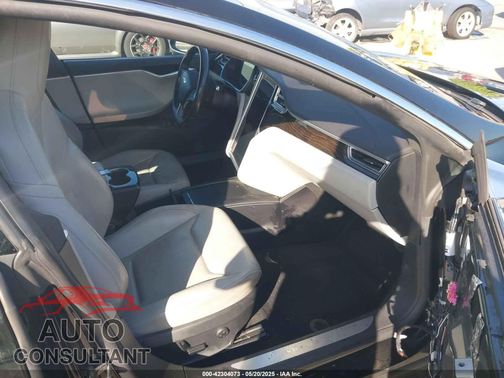 TESLA MODEL S 2016 - 5YJSA1E21GF148336