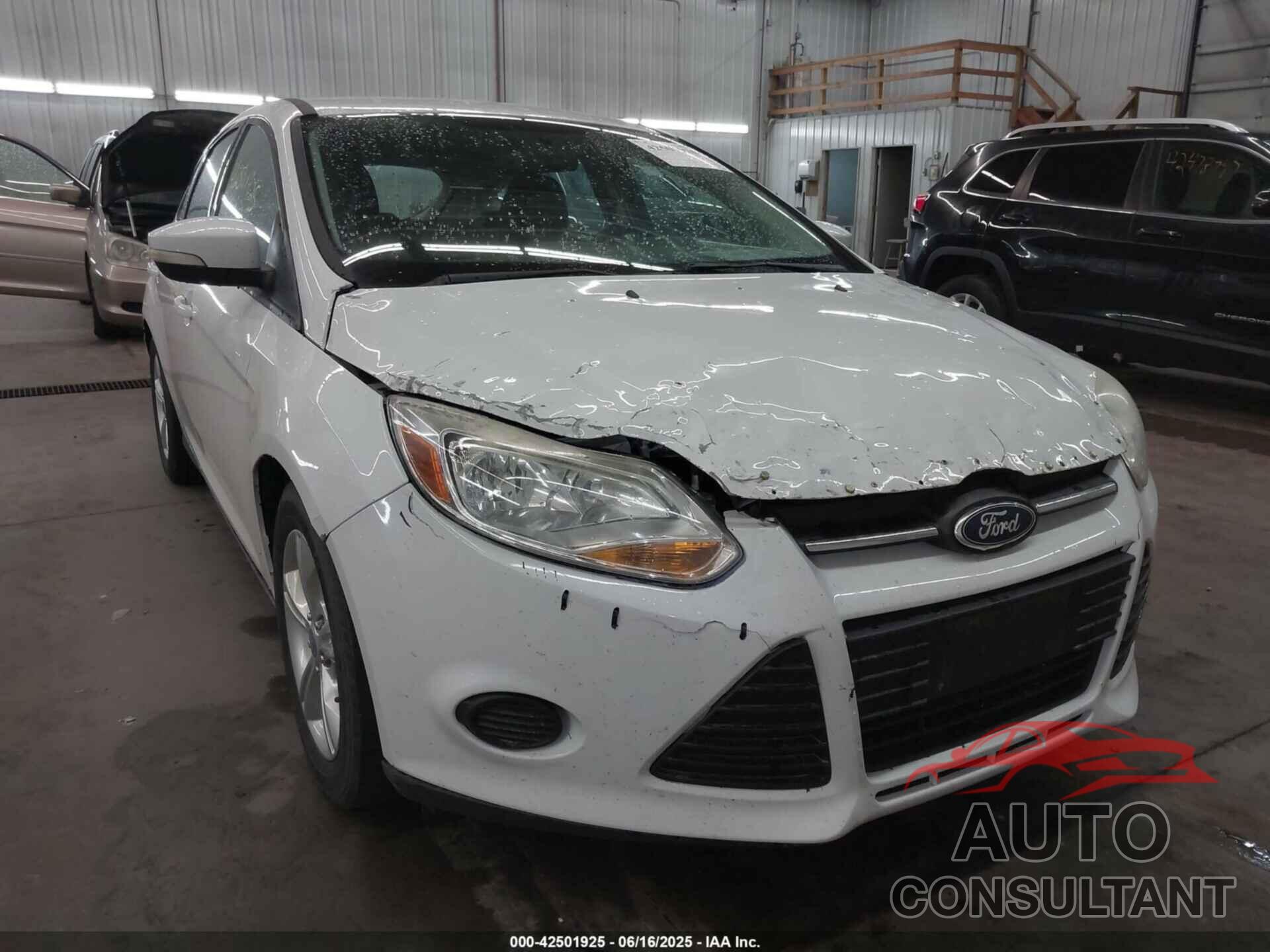 FORD FOCUS 2014 - 1FADP3K26EL407152