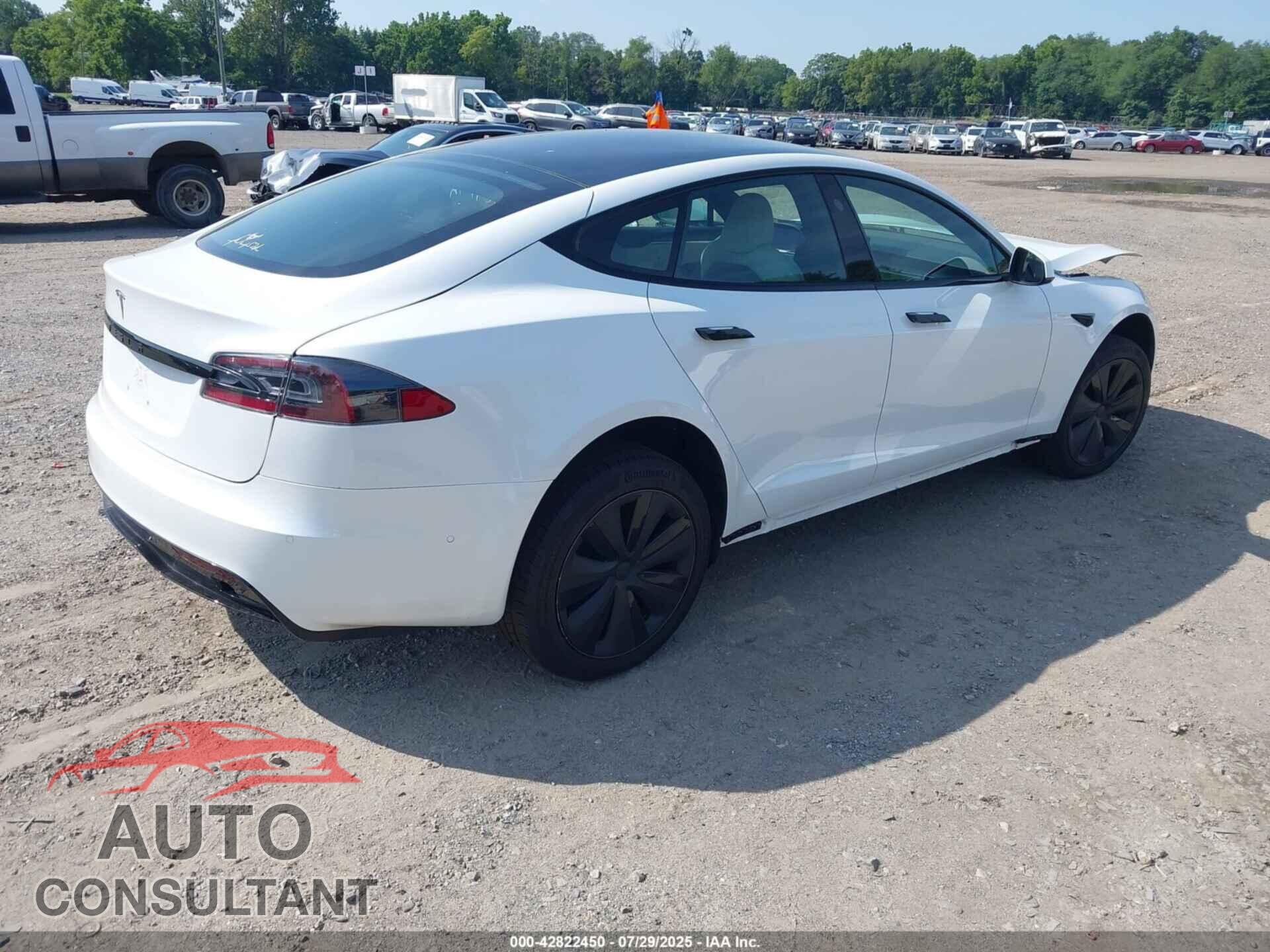 TESLA MODEL S 2022 - 5YJSA1E52NF470880