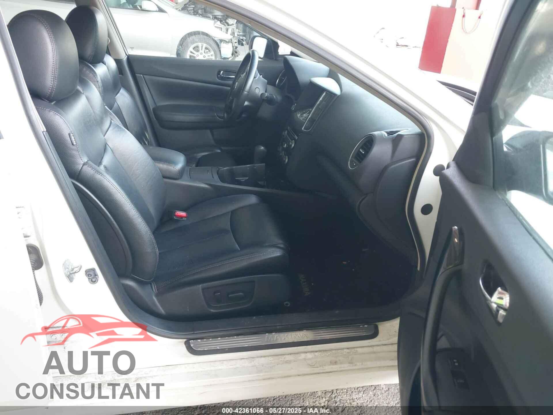 NISSAN MAXIMA 2011 - 1N4AA5AP1BC807743