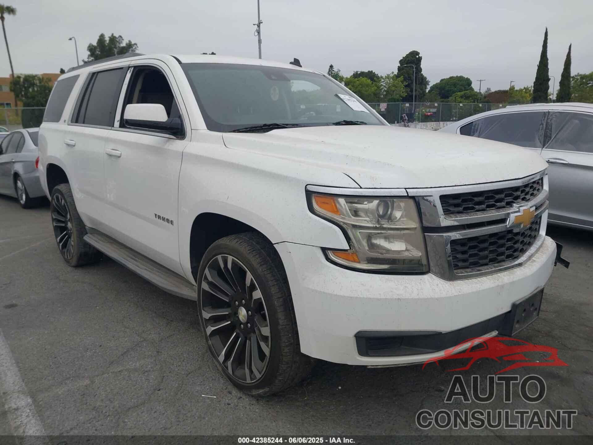 CHEVROLET TAHOE 2015 - 1GNSCBKC2FR213255