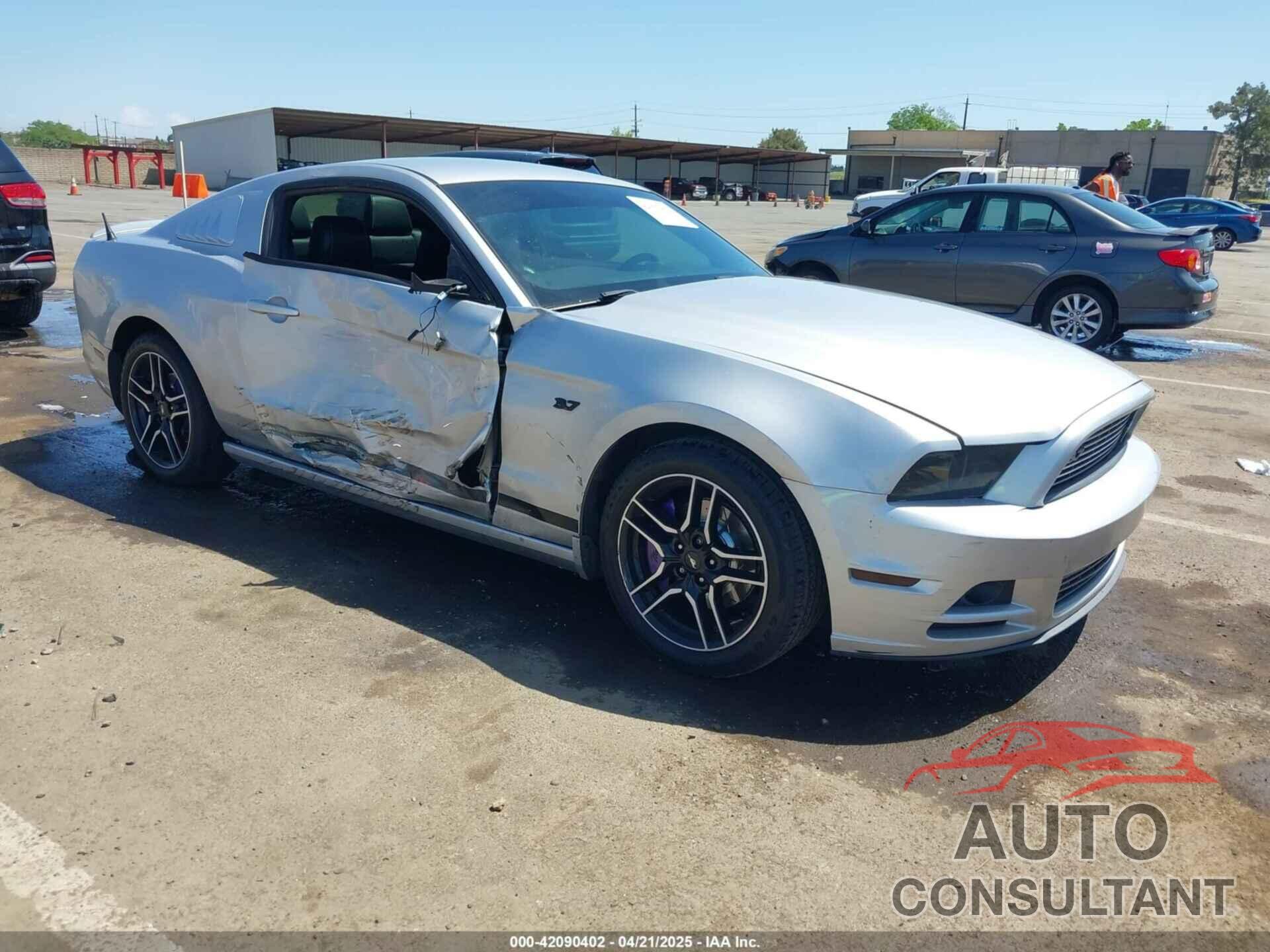 FORD MUSTANG 2013 - 1ZVBP8AM4D5212653