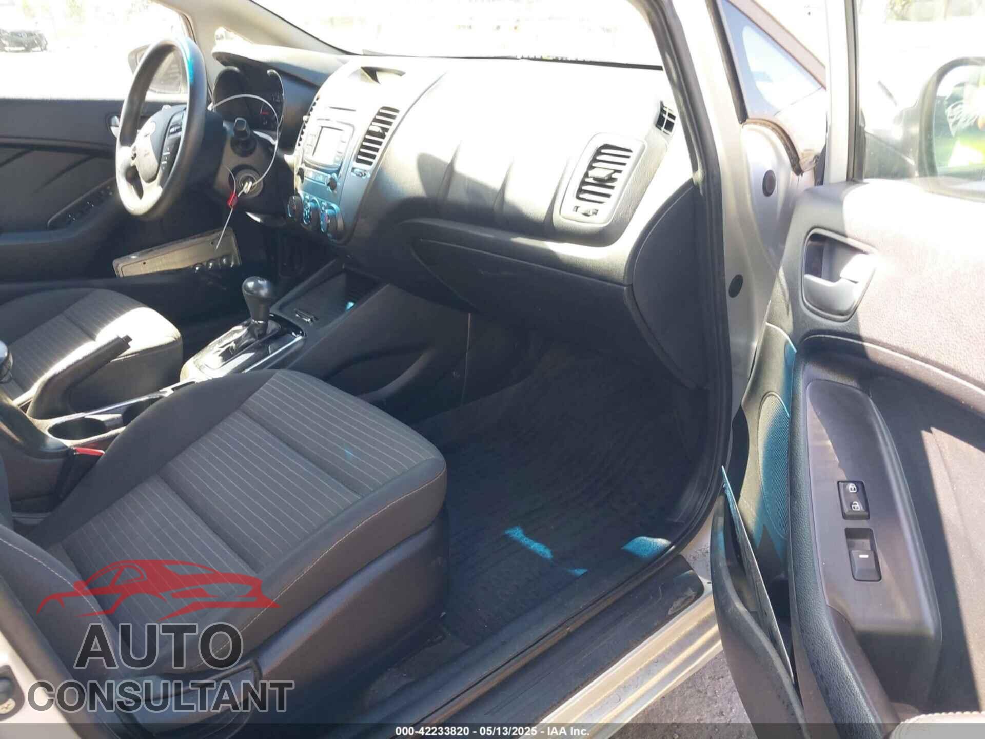 KIA FORTE 2017 - 3KPFL4A73HE010416