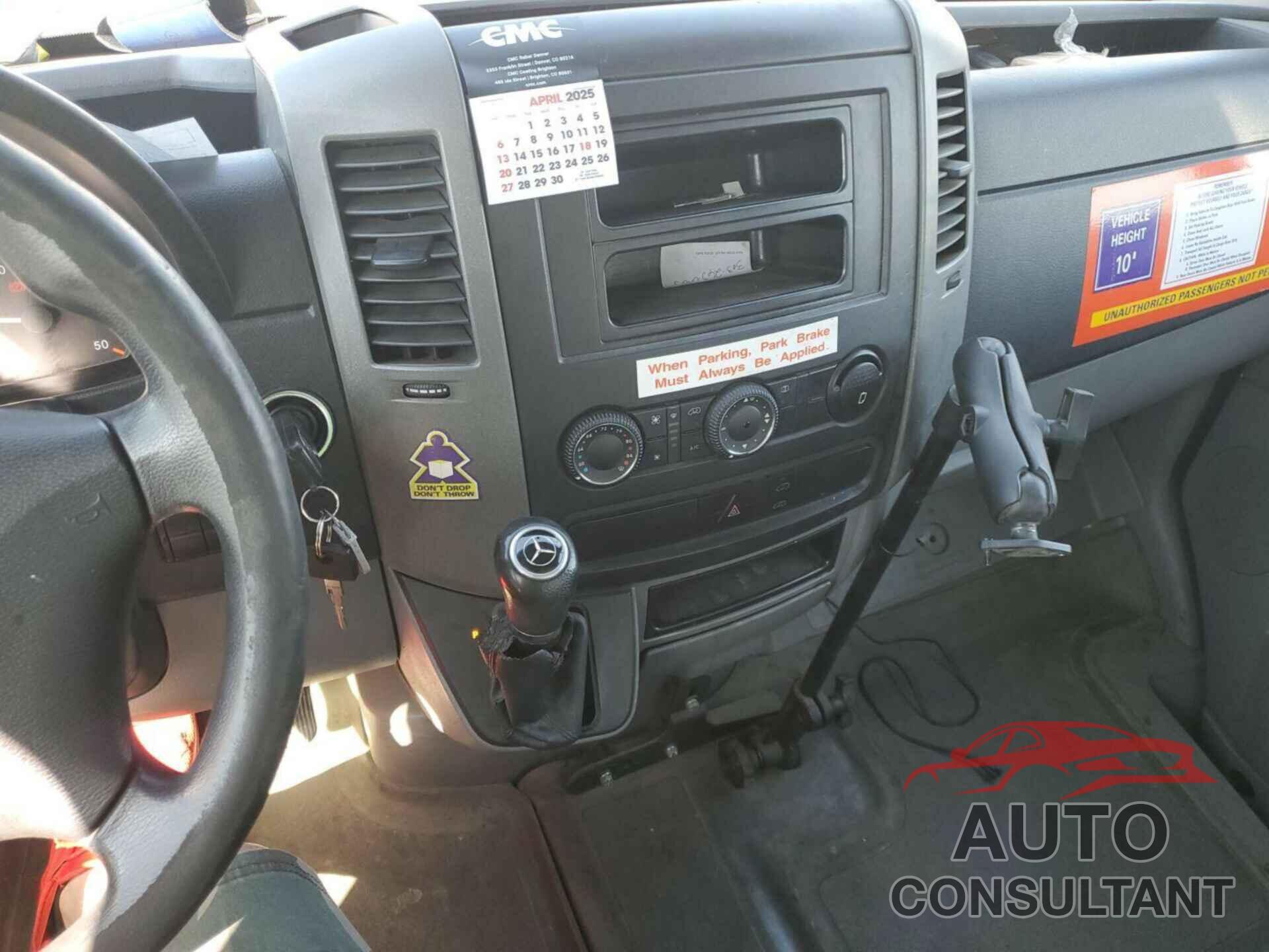 MERCEDES-BENZ SPRINTER 2015 - WD3PE8DB8FP133416