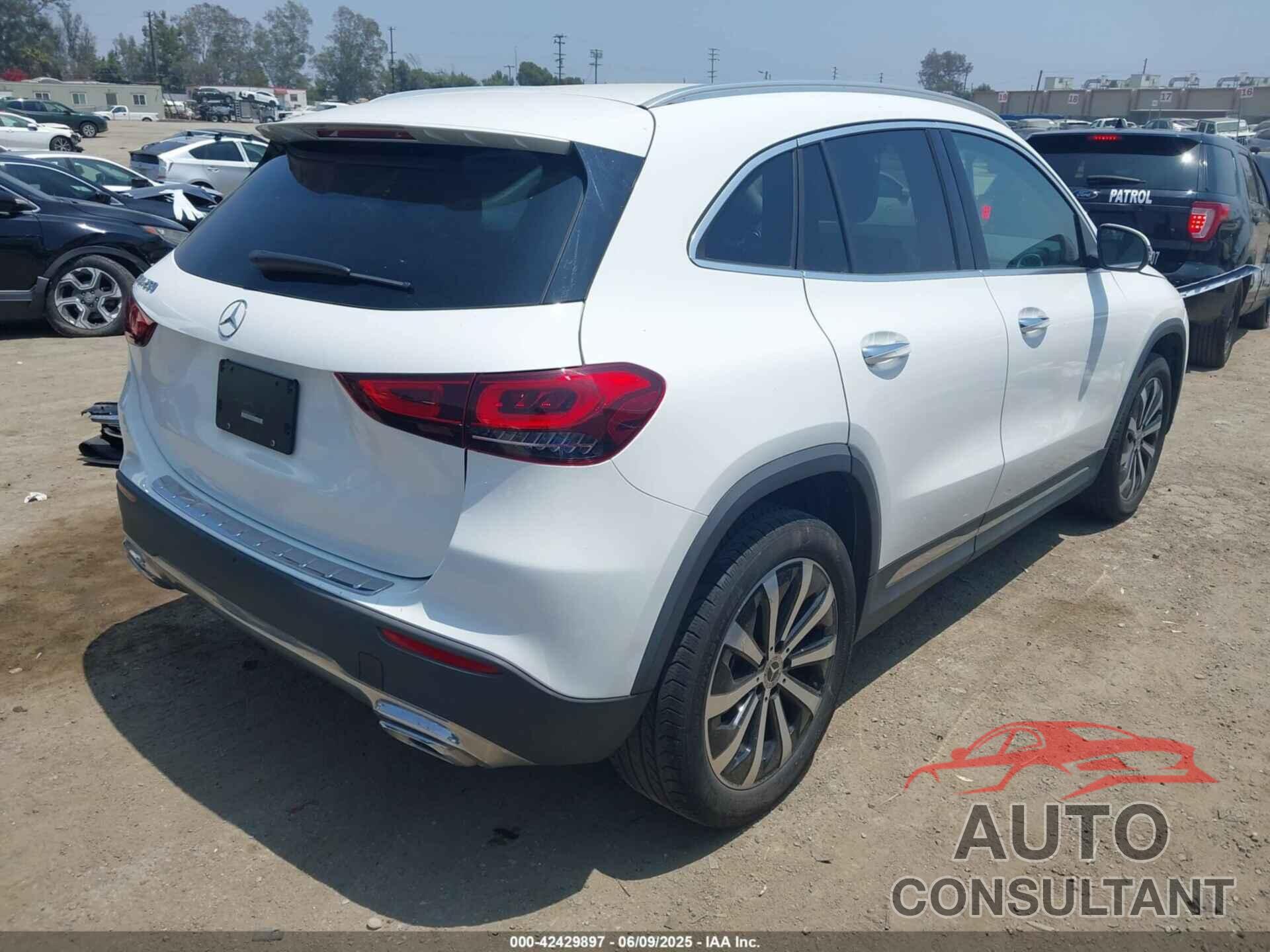 MERCEDES-BENZ GLA 250 2023 - W1N4N4GB2PJ462073