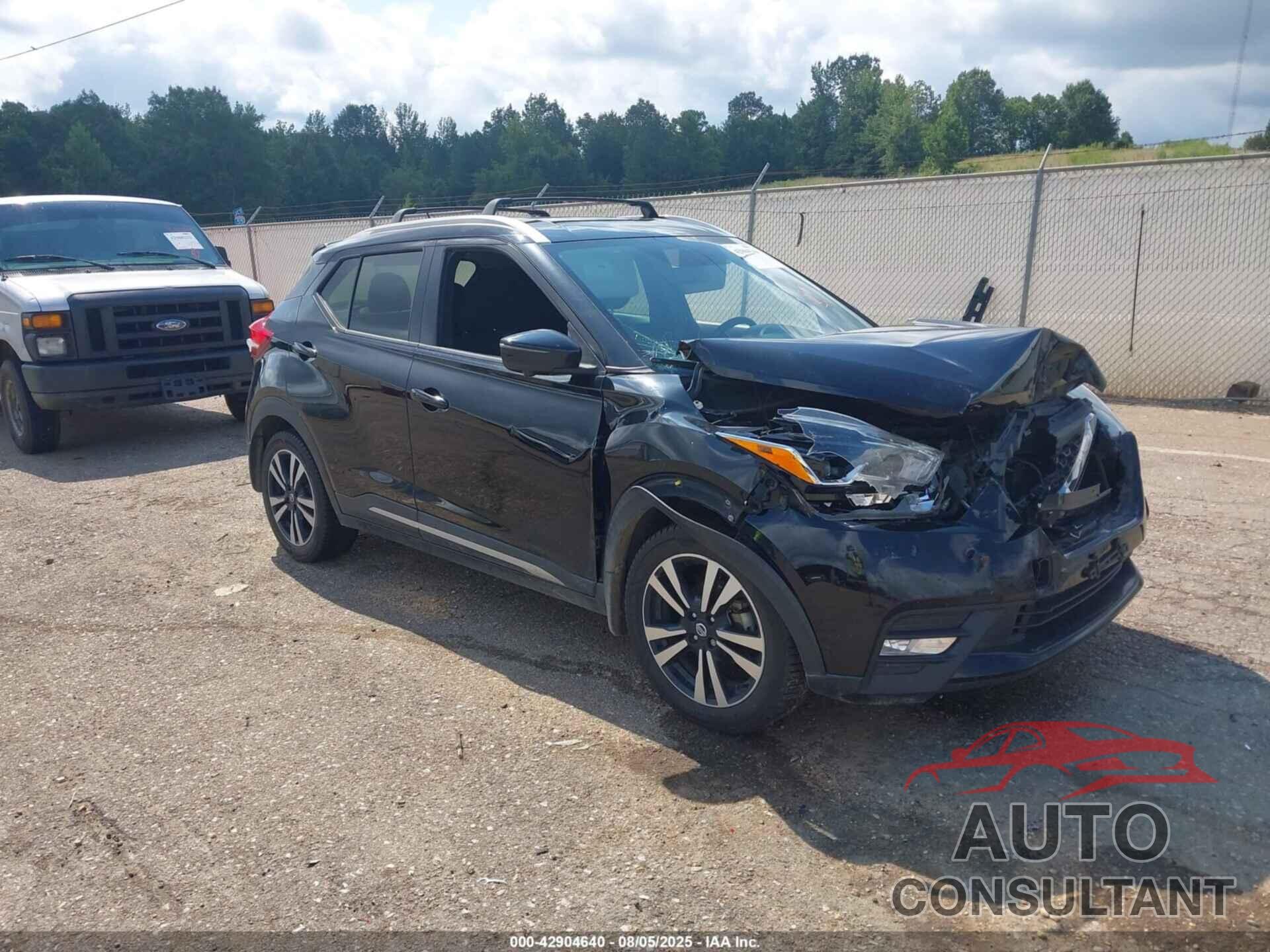 NISSAN KICKS 2018 - 3N1CP5CU0JL540539