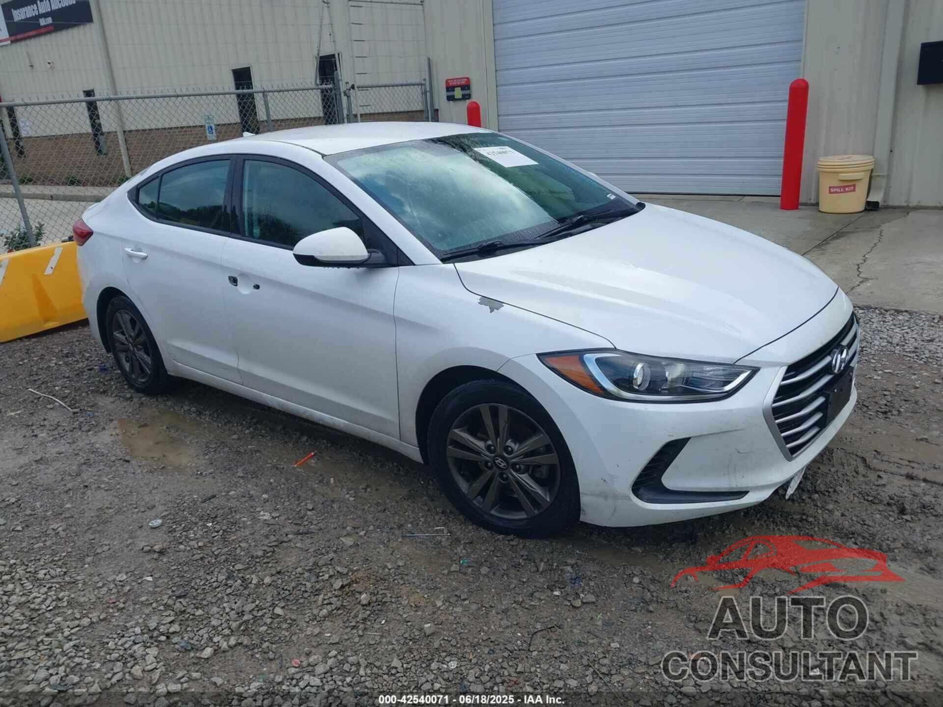 HYUNDAI ELANTRA 2018 - 5NPD84LF6JH302155