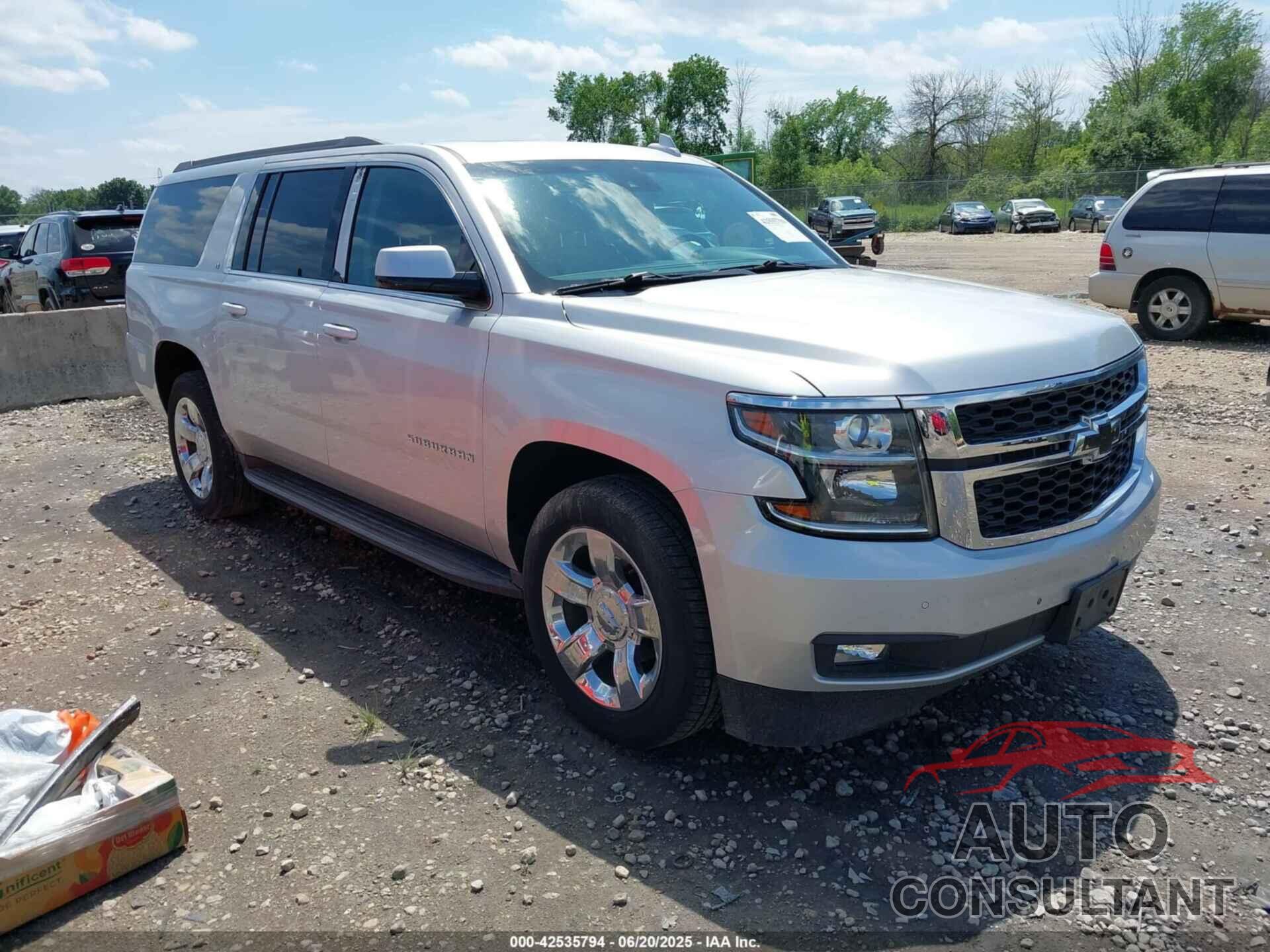 CHEVROLET SUBURBAN 1500 2015 - 1GNSKJKC3FR694341