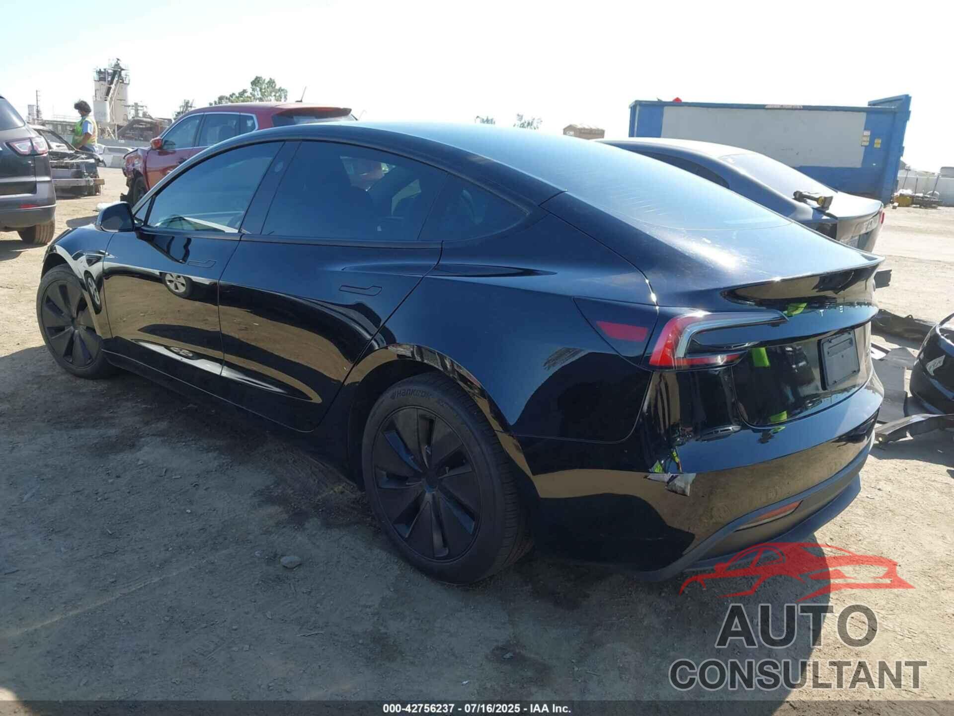 TESLA MODEL 3 2024 - 5YJ3E1EB6RF736731
