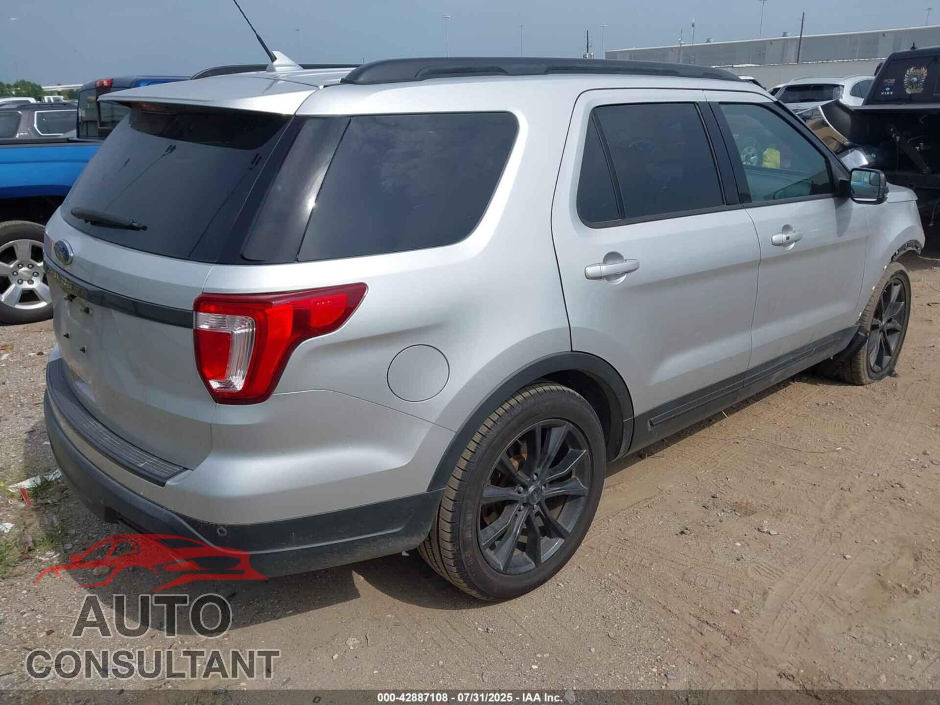 FORD EXPLORER 2018 - 1FM5K7D85JGA79792