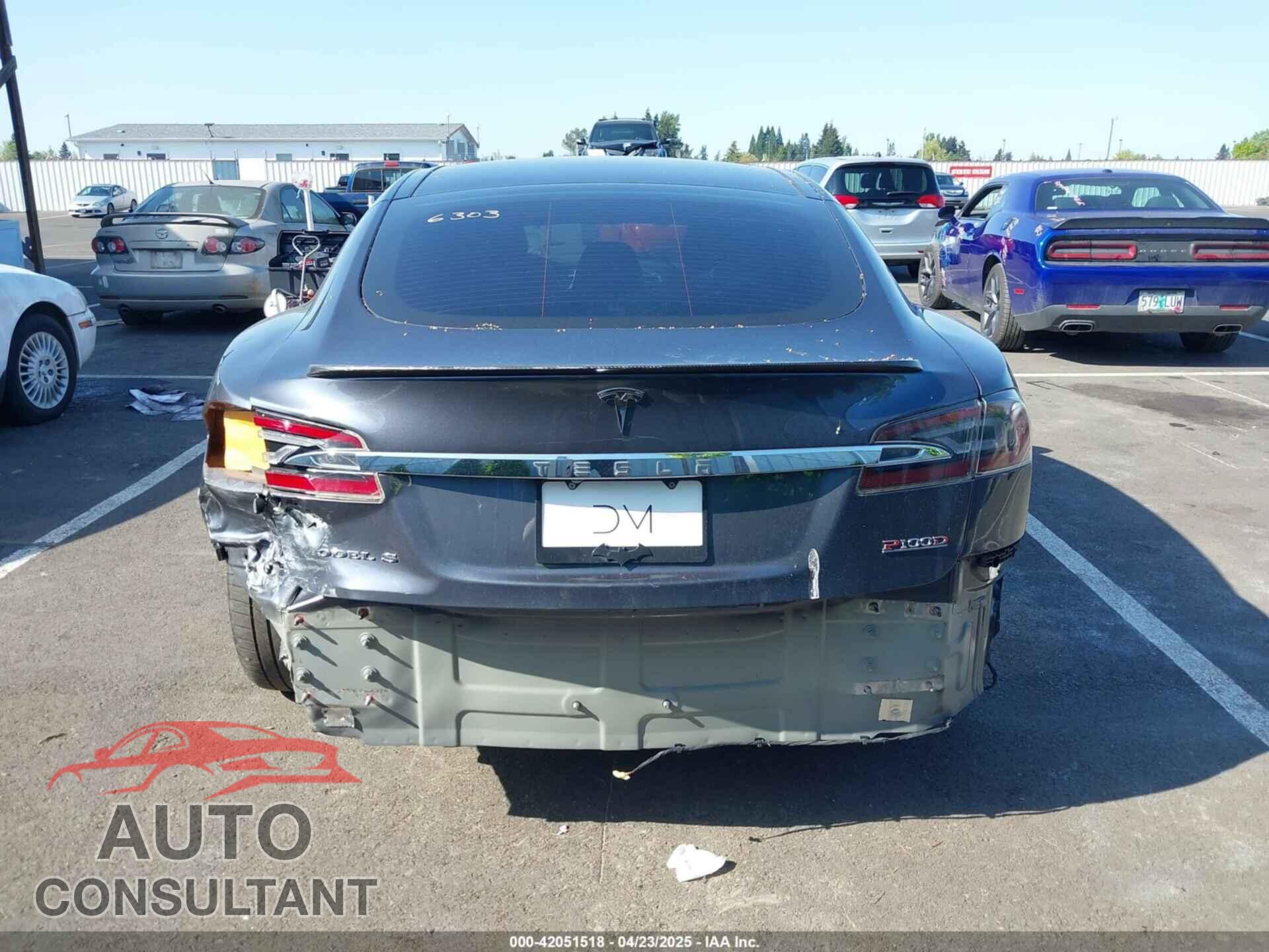 TESLA MODEL S 2017 - 5YJSA1E49HF189008