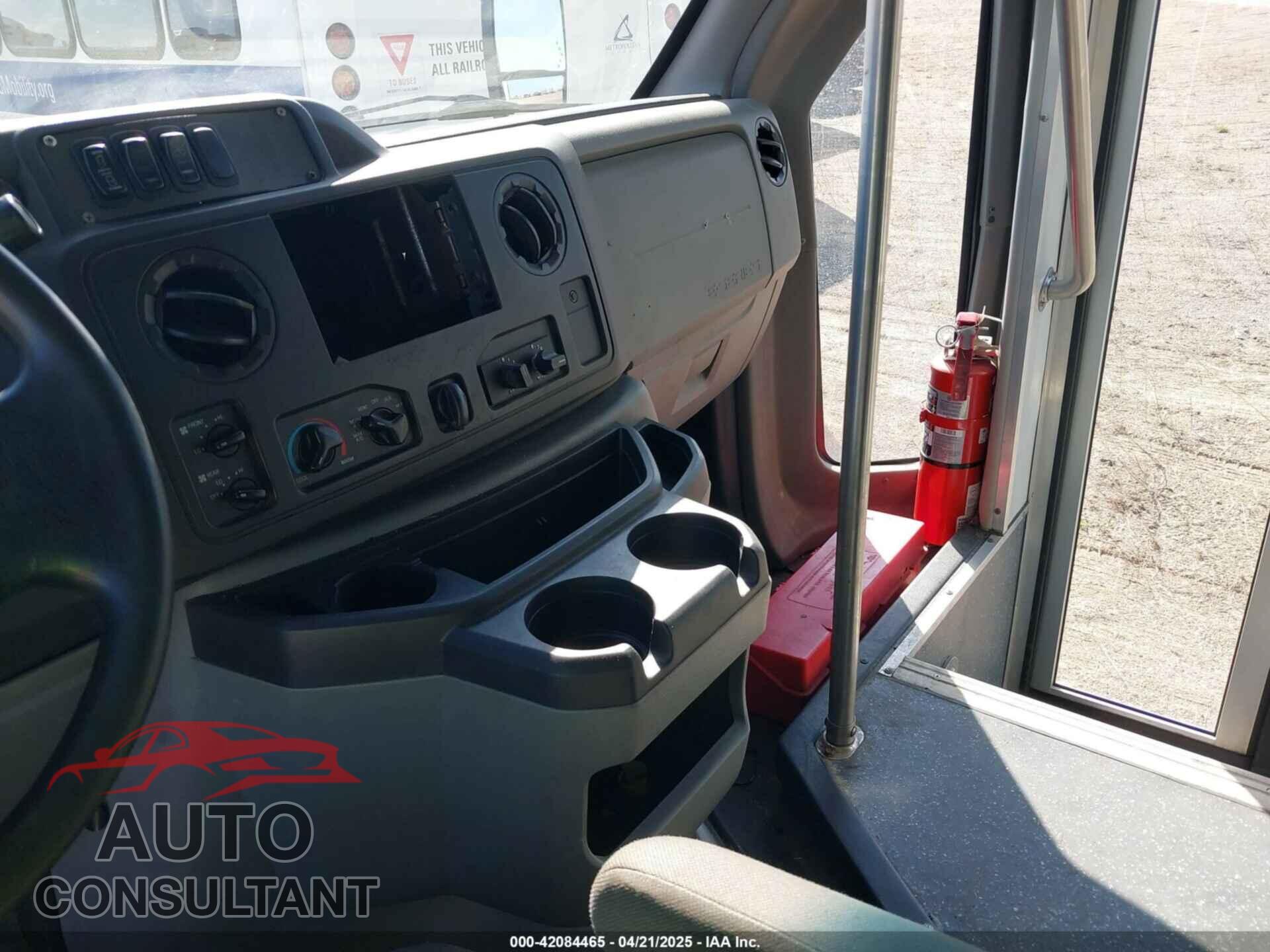 FORD E-450 CUTAWAY 2019 - 1FDFE4FS6KDC32024