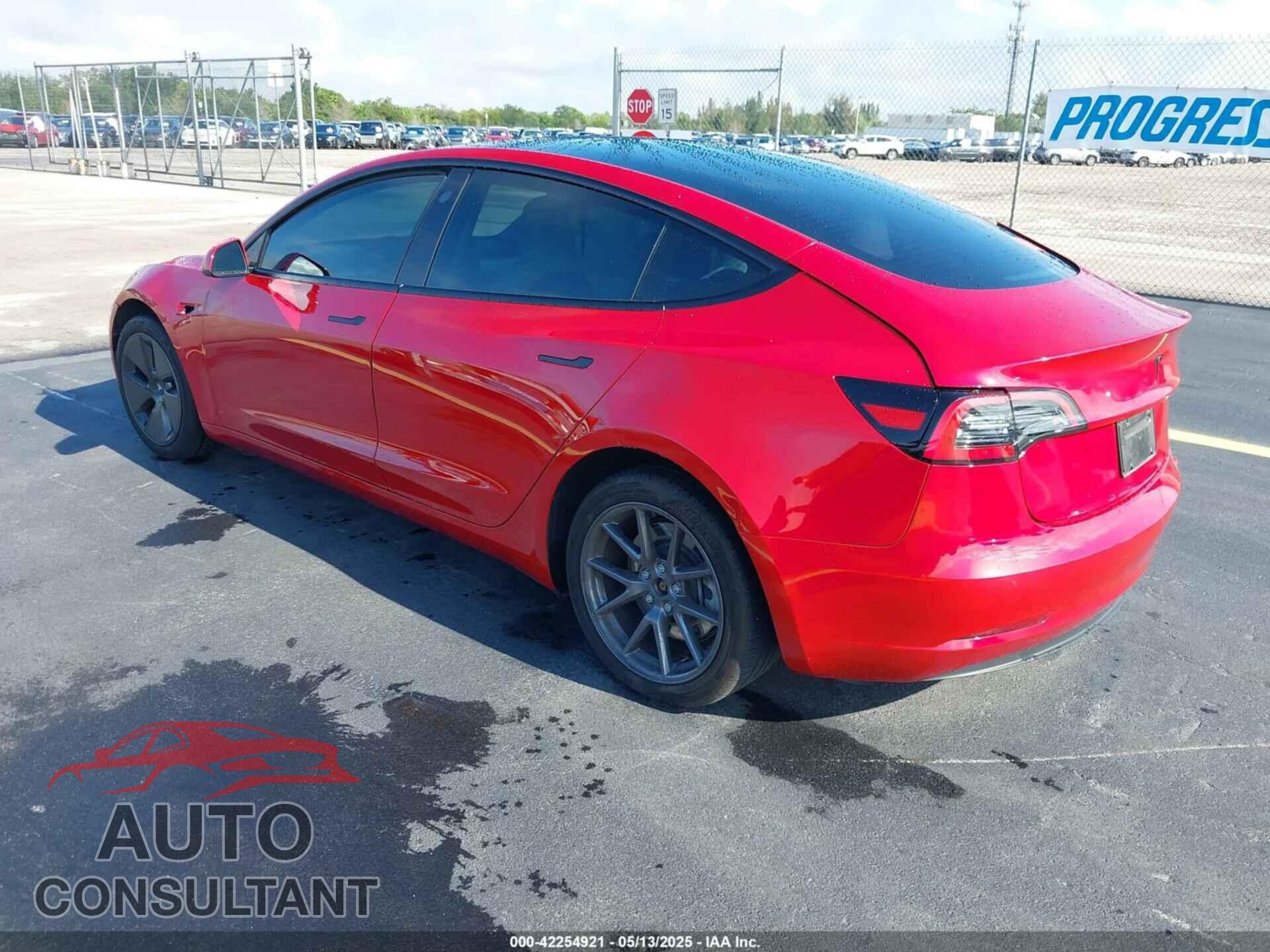 TESLA MODEL 3 2023 - 5YJ3E1EA2PF588467