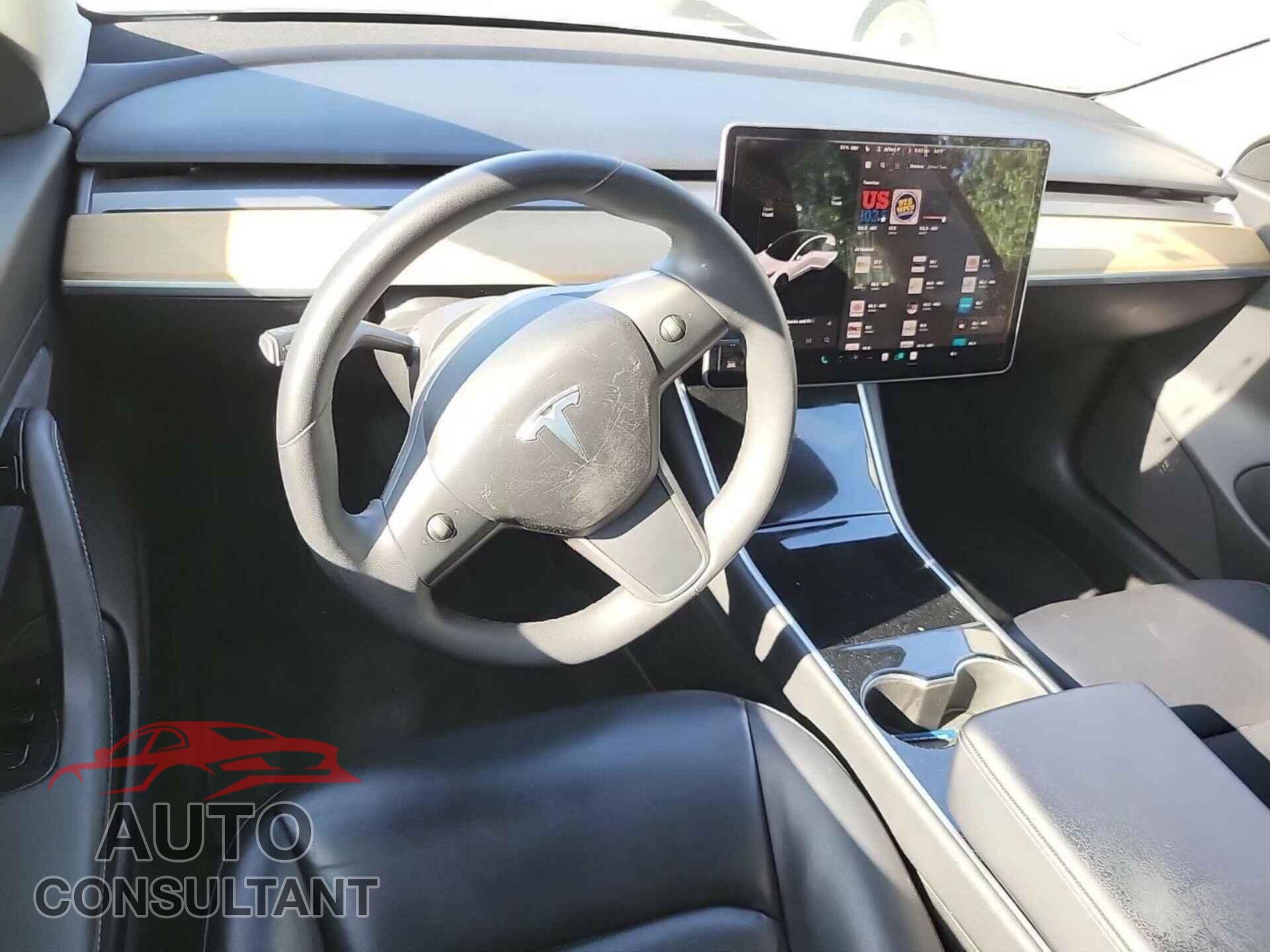 TESLA MODEL 3 2020 - 5YJ3E1EB7LF637357