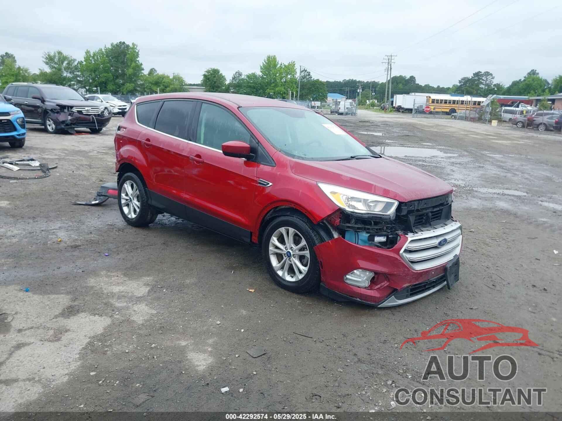 FORD ESCAPE 2019 - 1FMCU0GD0KUA38832
