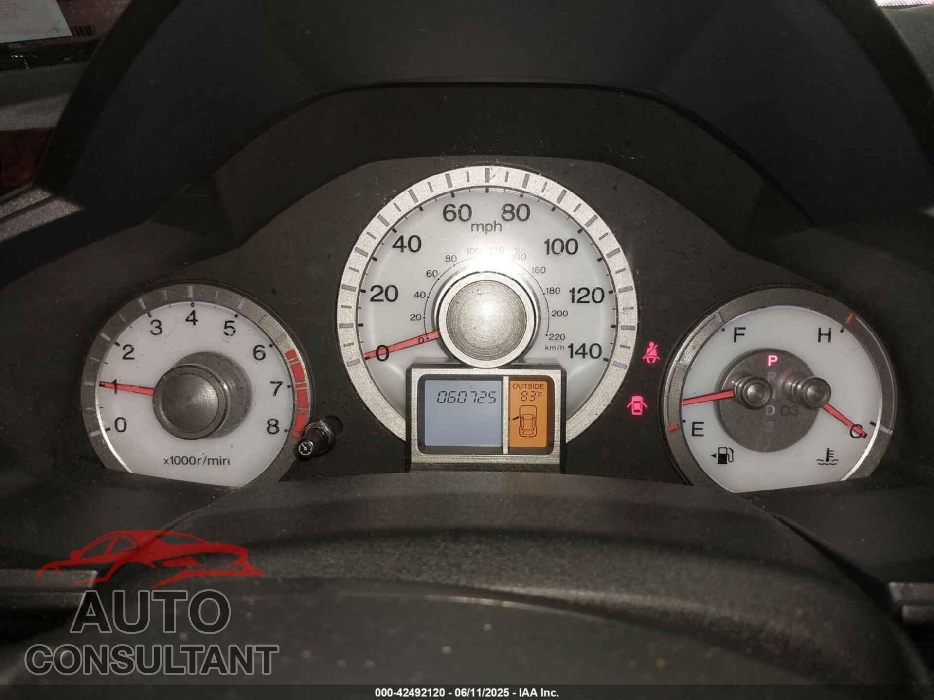 HONDA PILOT 2011 - 5FNYF4H5XBB010211