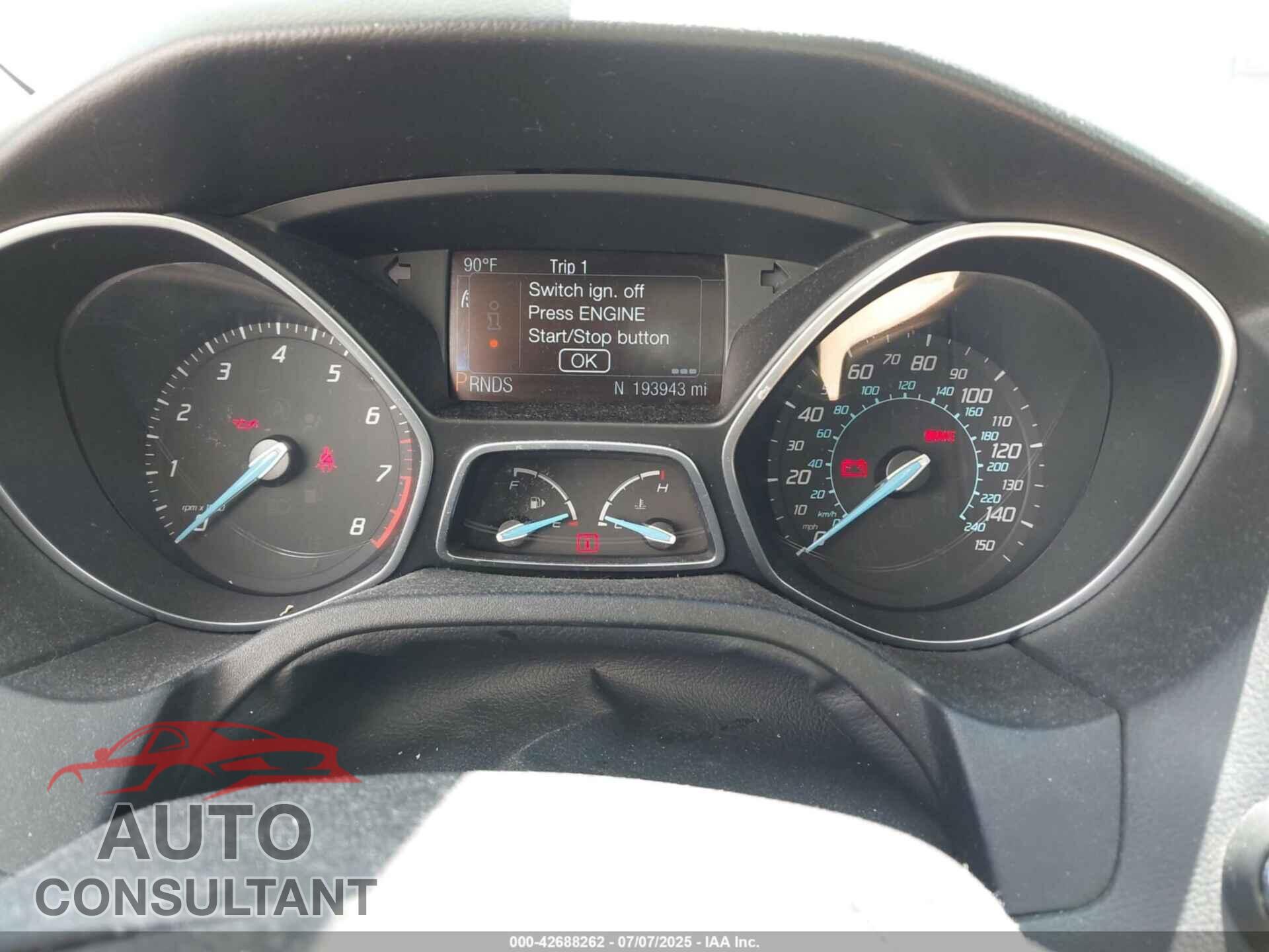 FORD FOCUS 2012 - 1FAHP3N21CL215728