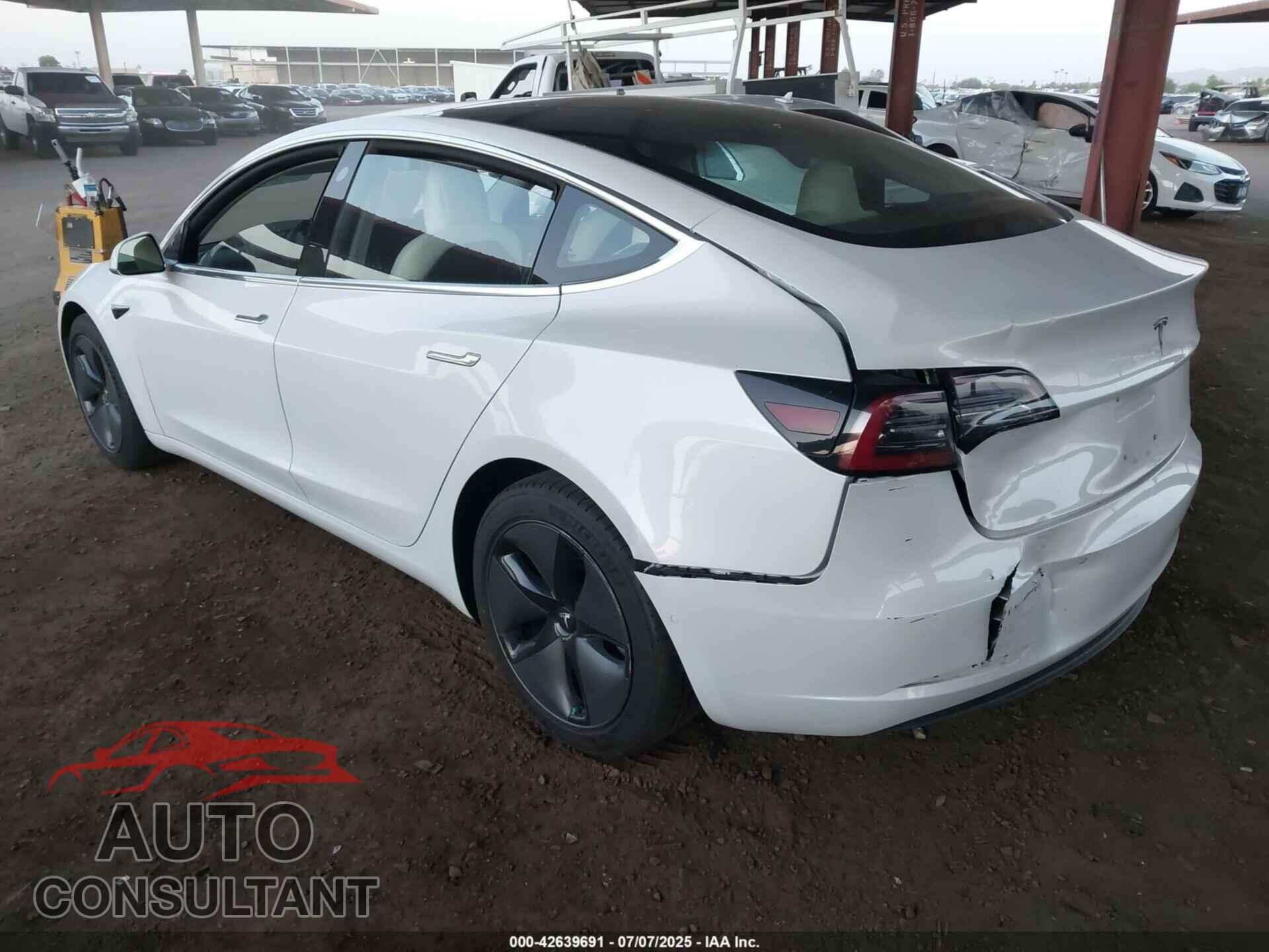 TESLA MODEL 3 2018 - 5YJ3E1EA3JF155523