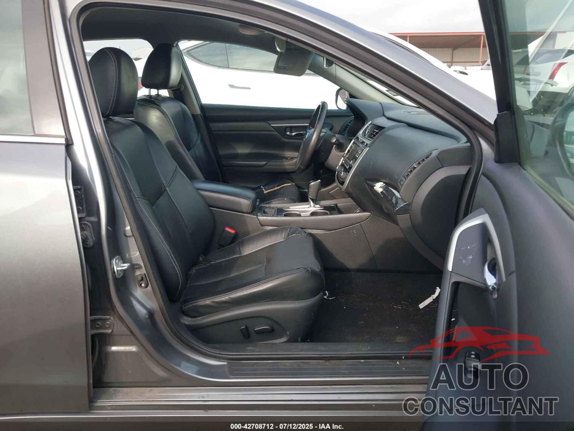 NISSAN ALTIMA 2018 - 1N4AL3AP5JC165962