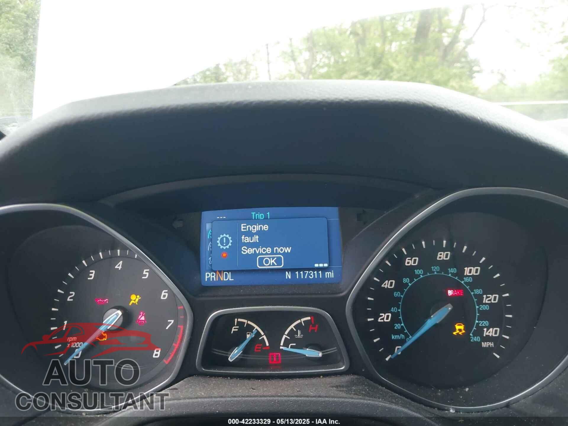 FORD FOCUS 2014 - 1FADP3K27EL374971