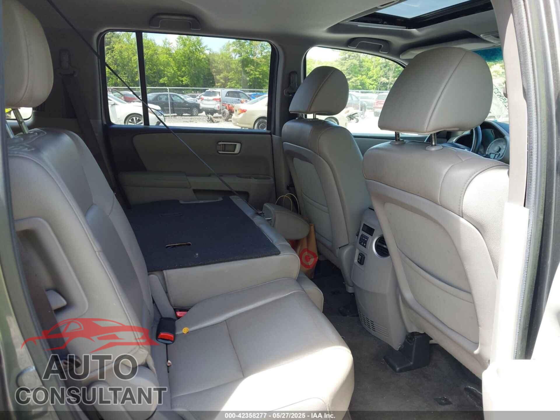 HONDA PILOT 2012 - 5FNYF4H5XCB065744
