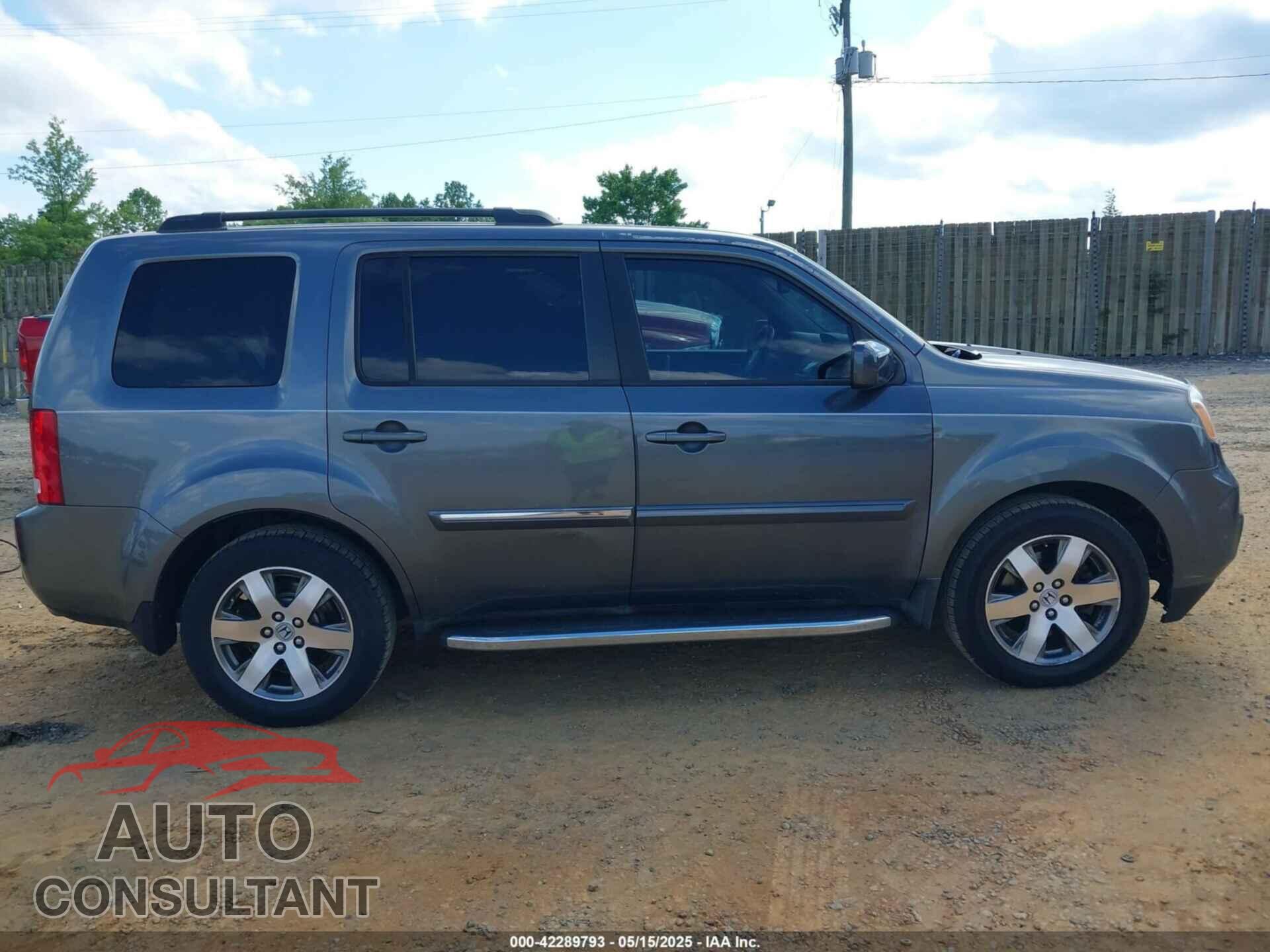 HONDA PILOT 2012 - 5FNYF4H99CB038540