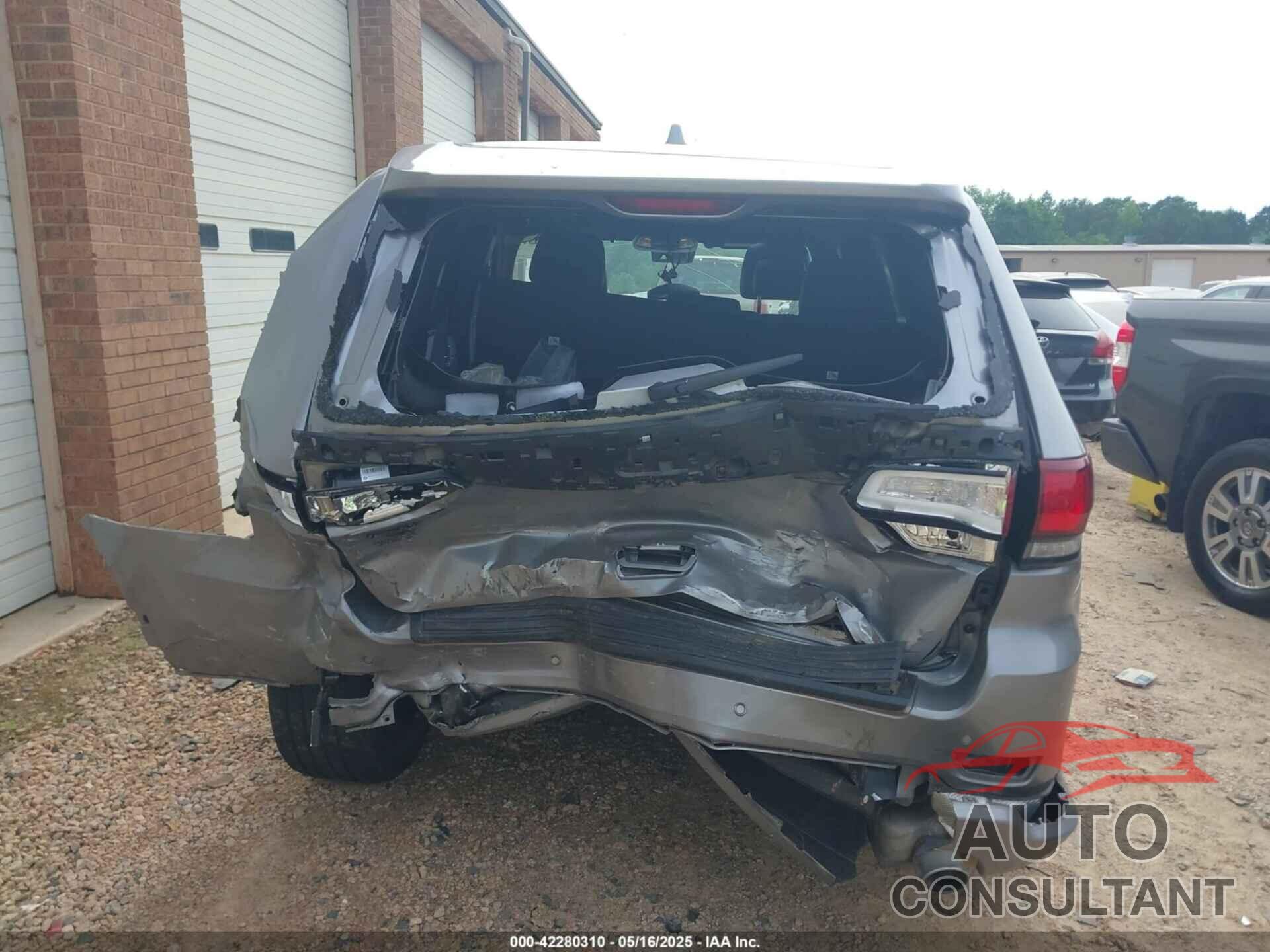 JEEP GRAND CHEROKEE 2021 - 1C4RJEAG0MC625113