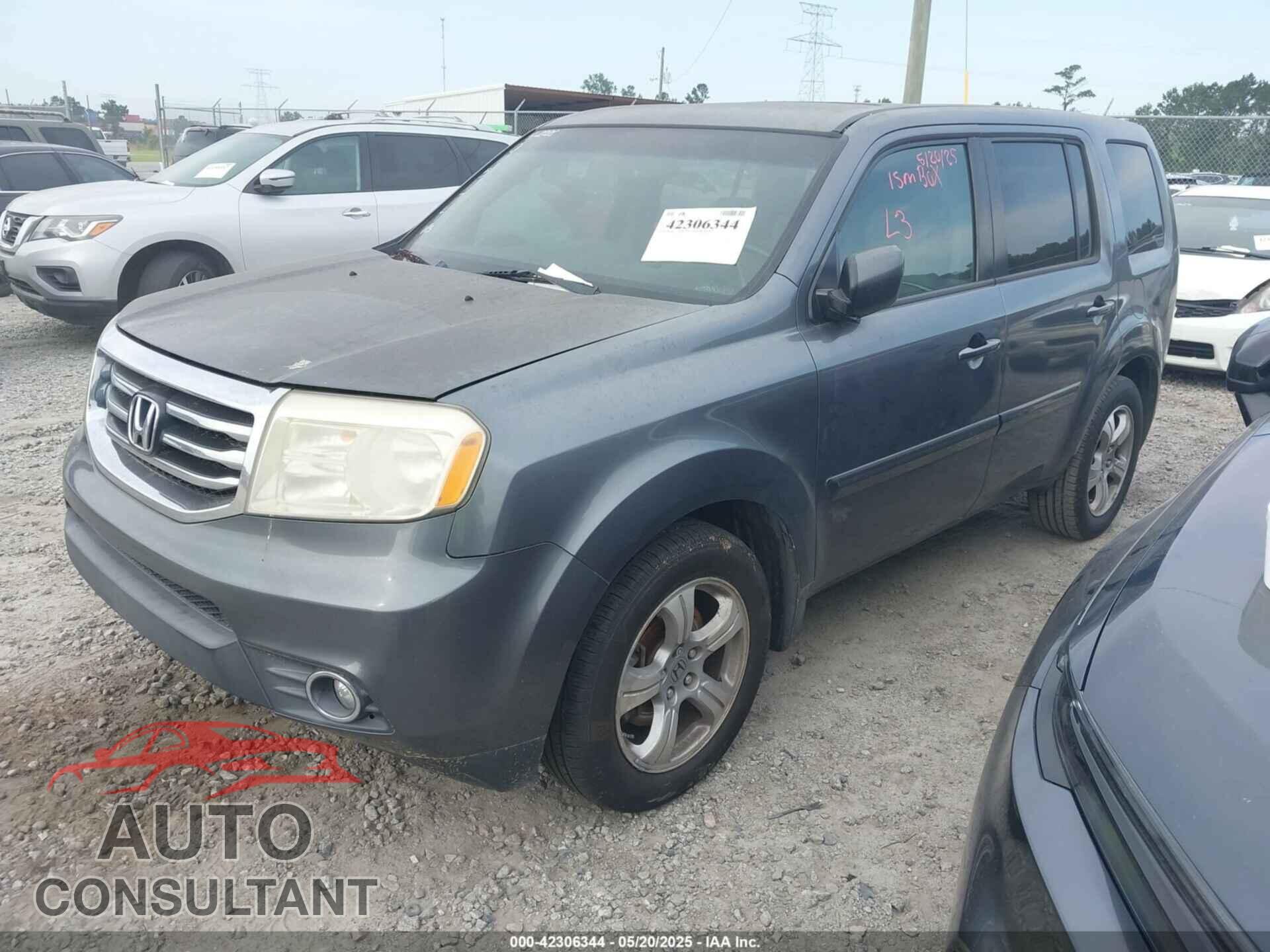 HONDA PILOT 2013 - 5FNYF4H79DB027487