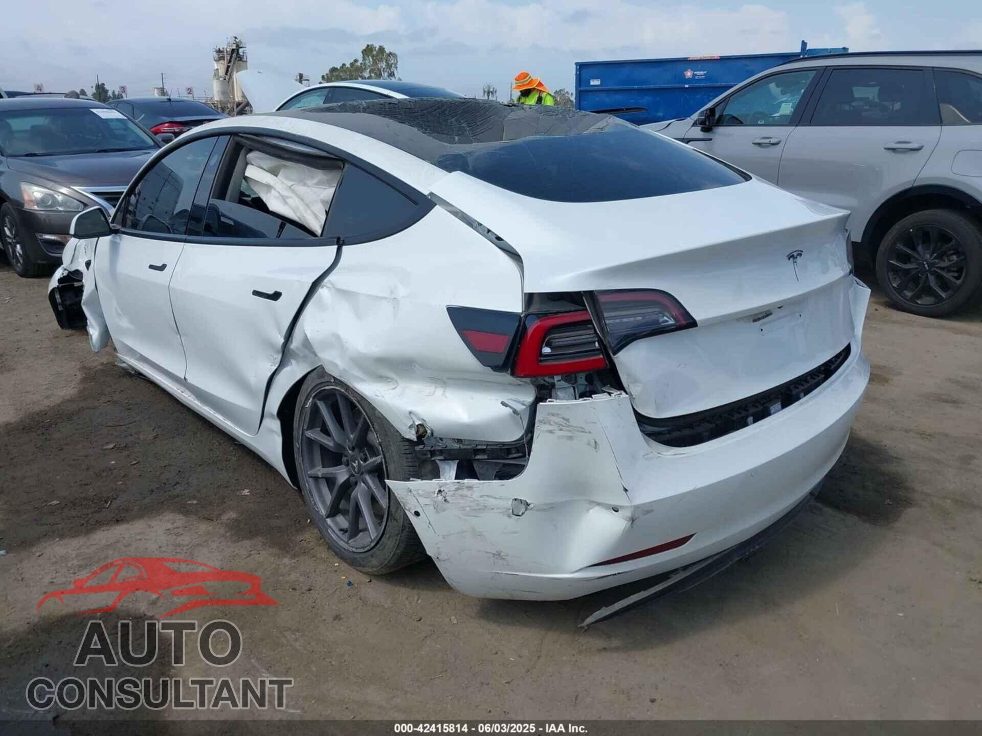 TESLA MODEL 3 2021 - 5YJ3E1EA3MF921206