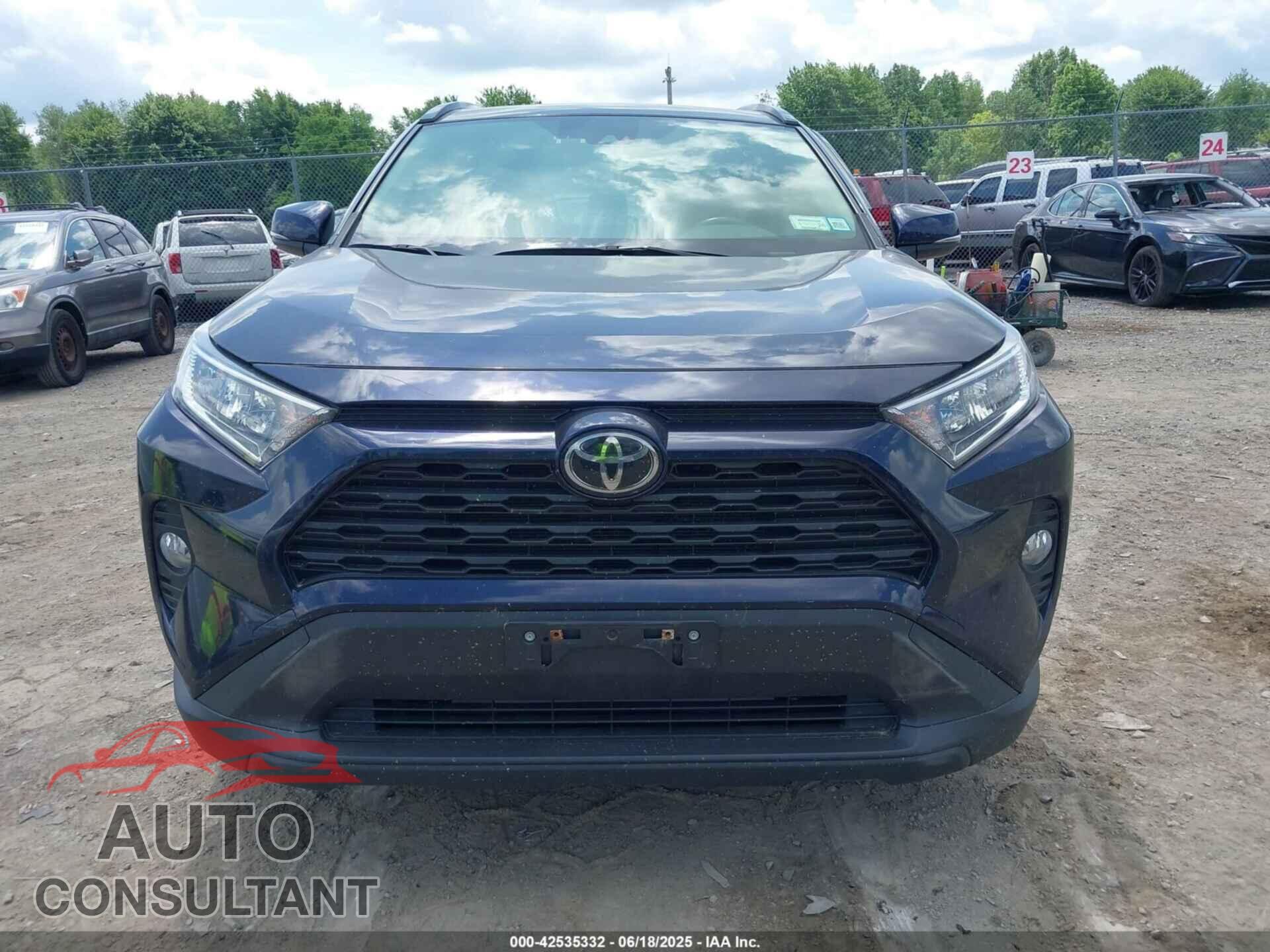 TOYOTA RAV4 2021 - JTMP1RFV3MD072909