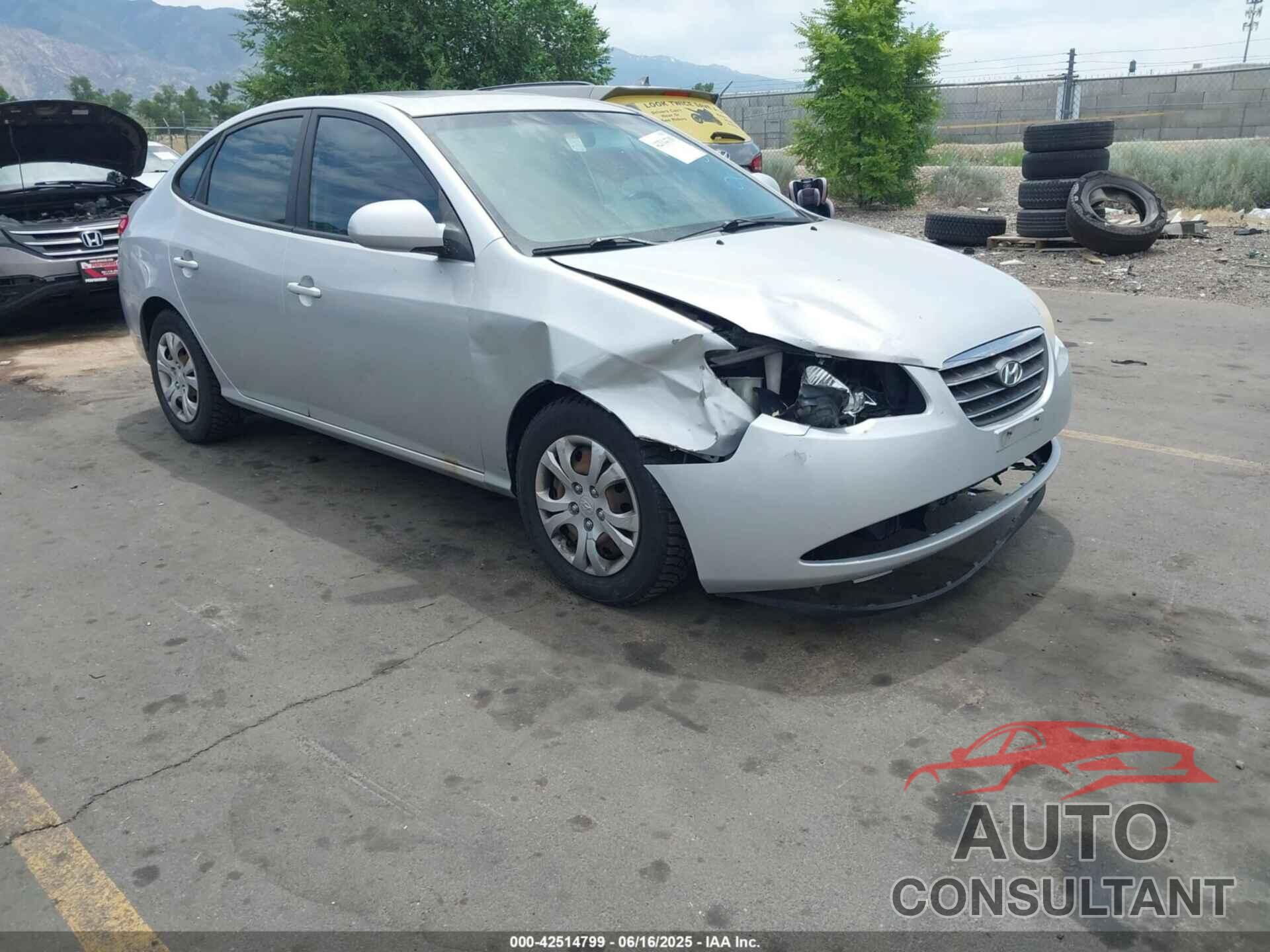 HYUNDAI ELANTRA 2009 - KMHDU46D99U697421