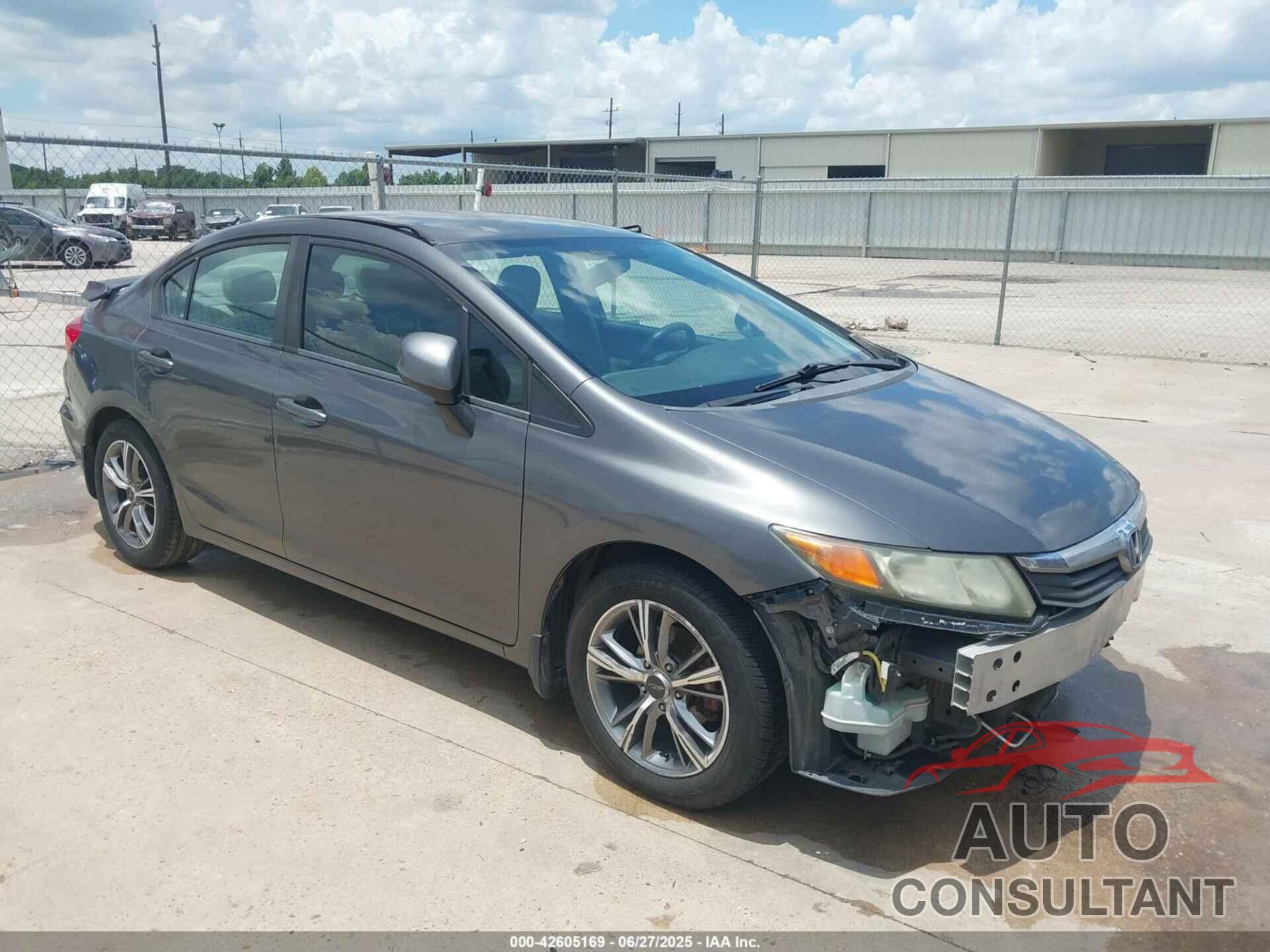 HONDA CIVIC 2012 - 2HGFB2F56CH586353