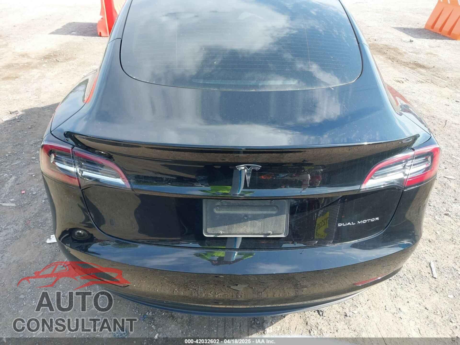 TESLA MODEL 3 2021 - 5YJ3E1EBXMF974946