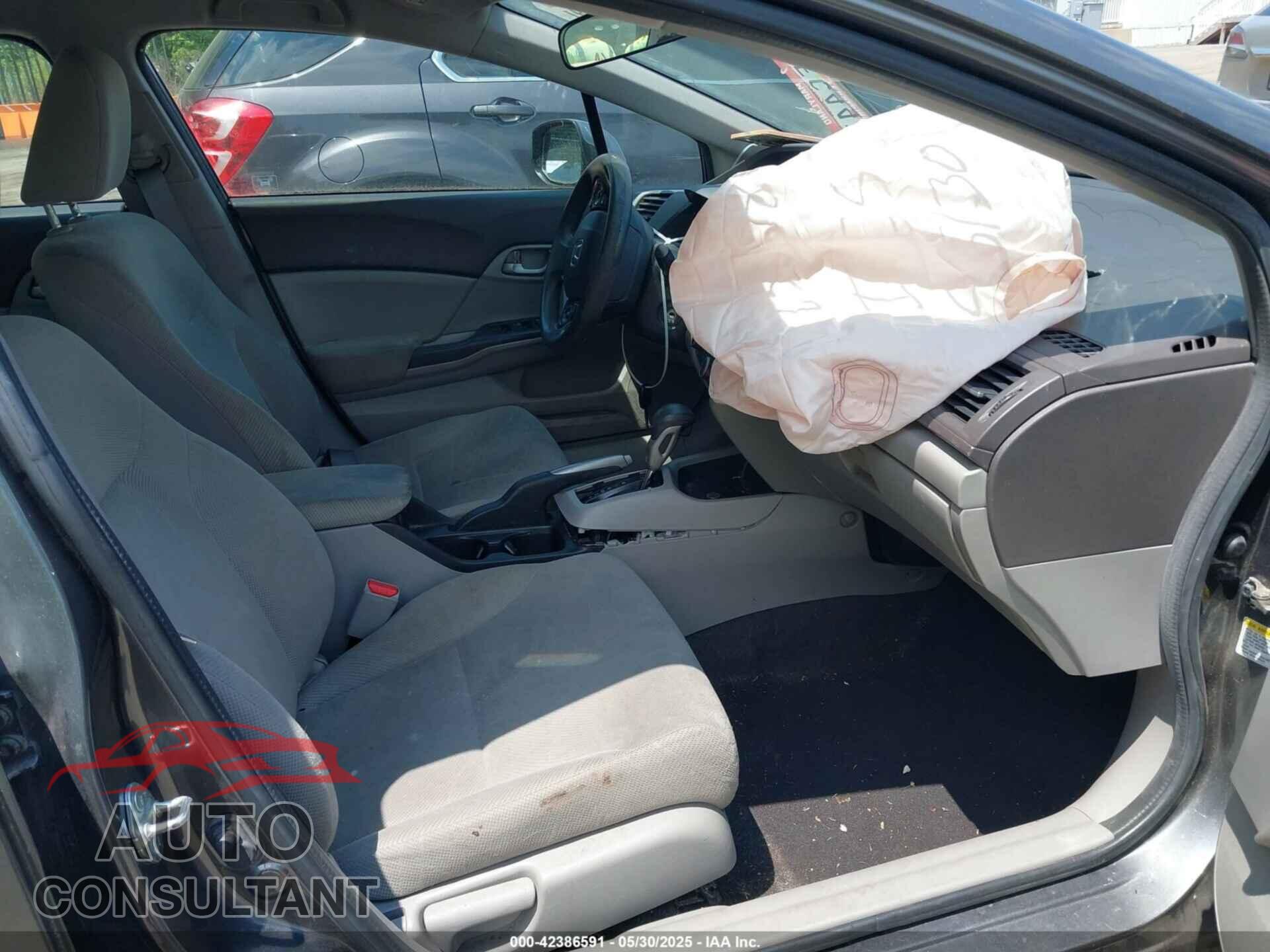 HONDA CIVIC 2012 - 19XFB2F58CE368781