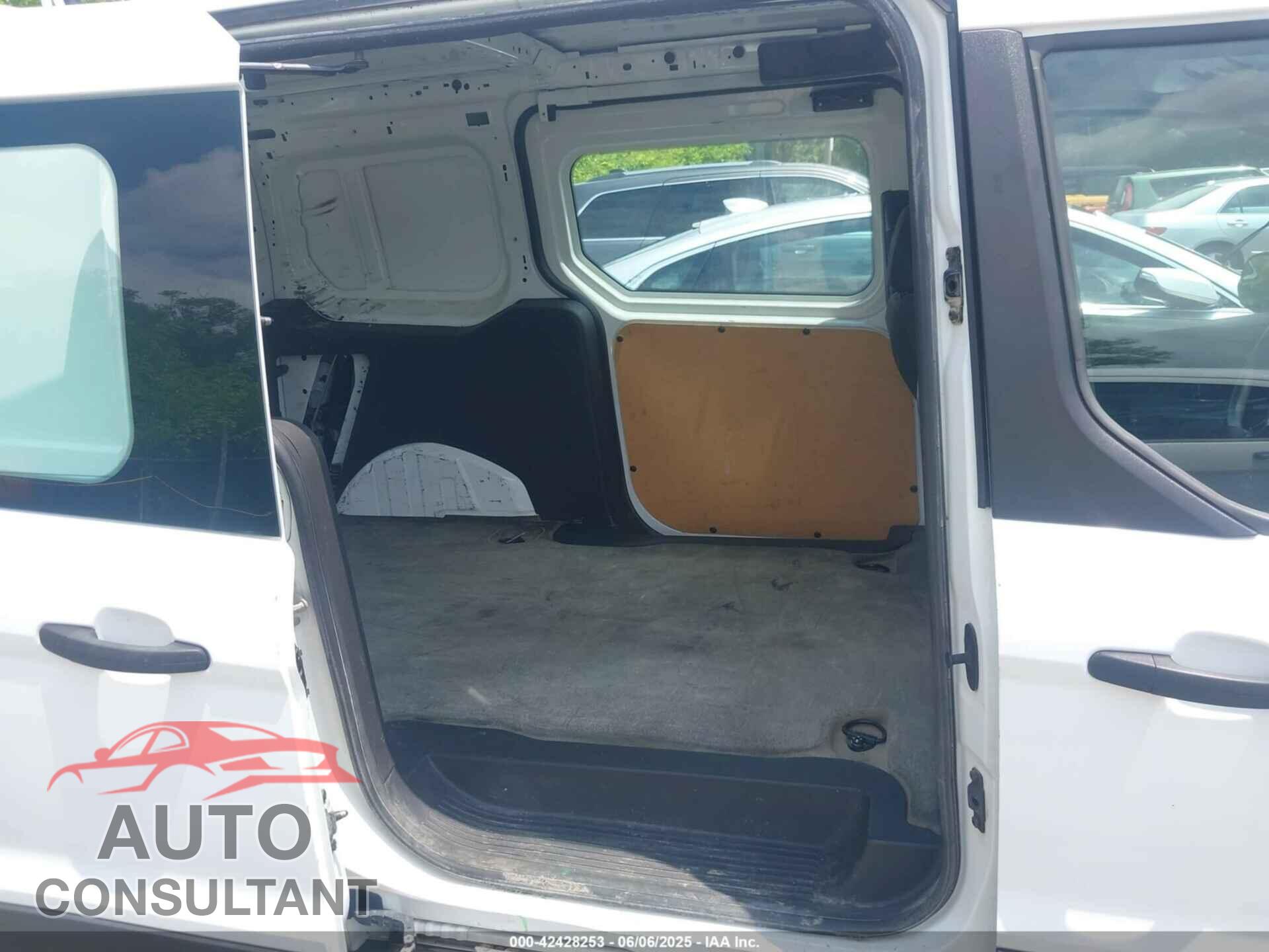 FORD TRANSIT CONNECT 2017 - NM0LS7E73H1304514