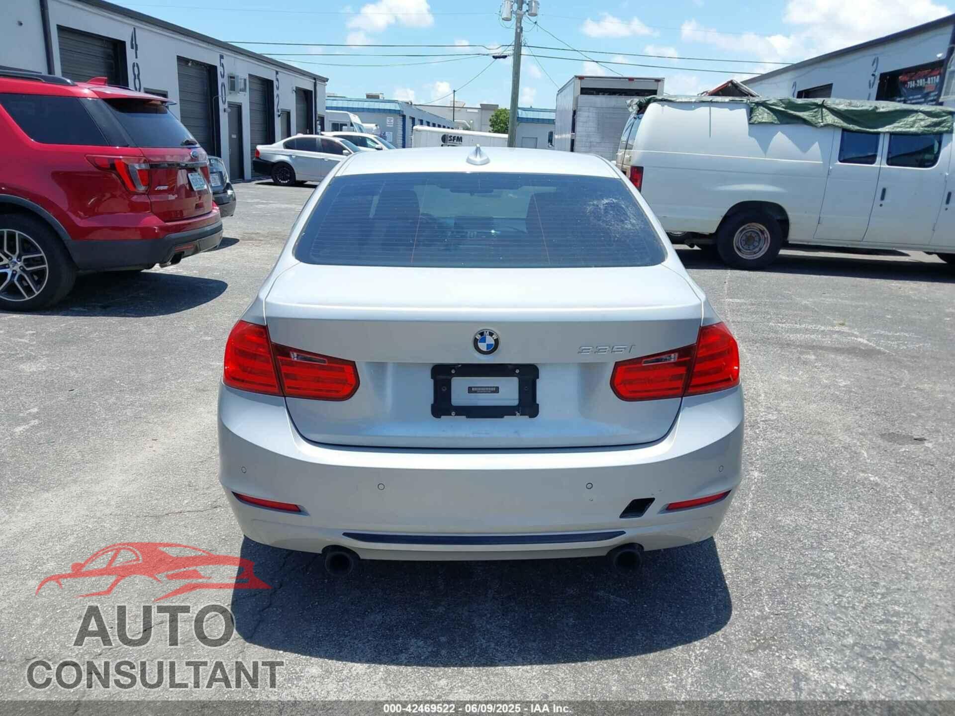 BMW 335I 2013 - WBA3A9C56DF475450