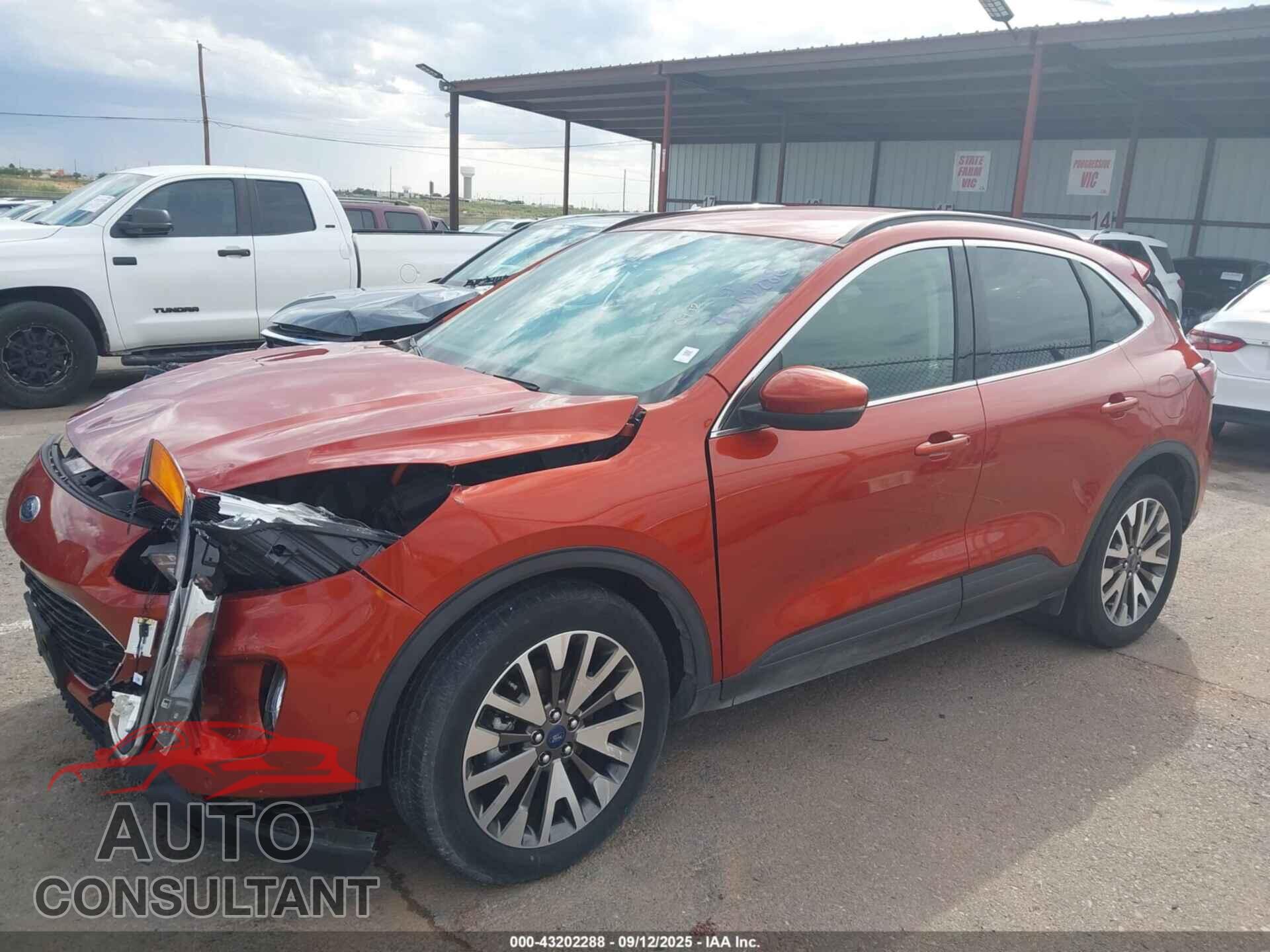 FORD ESCAPE 2020 - 1FMCU9DZ0LUA52185