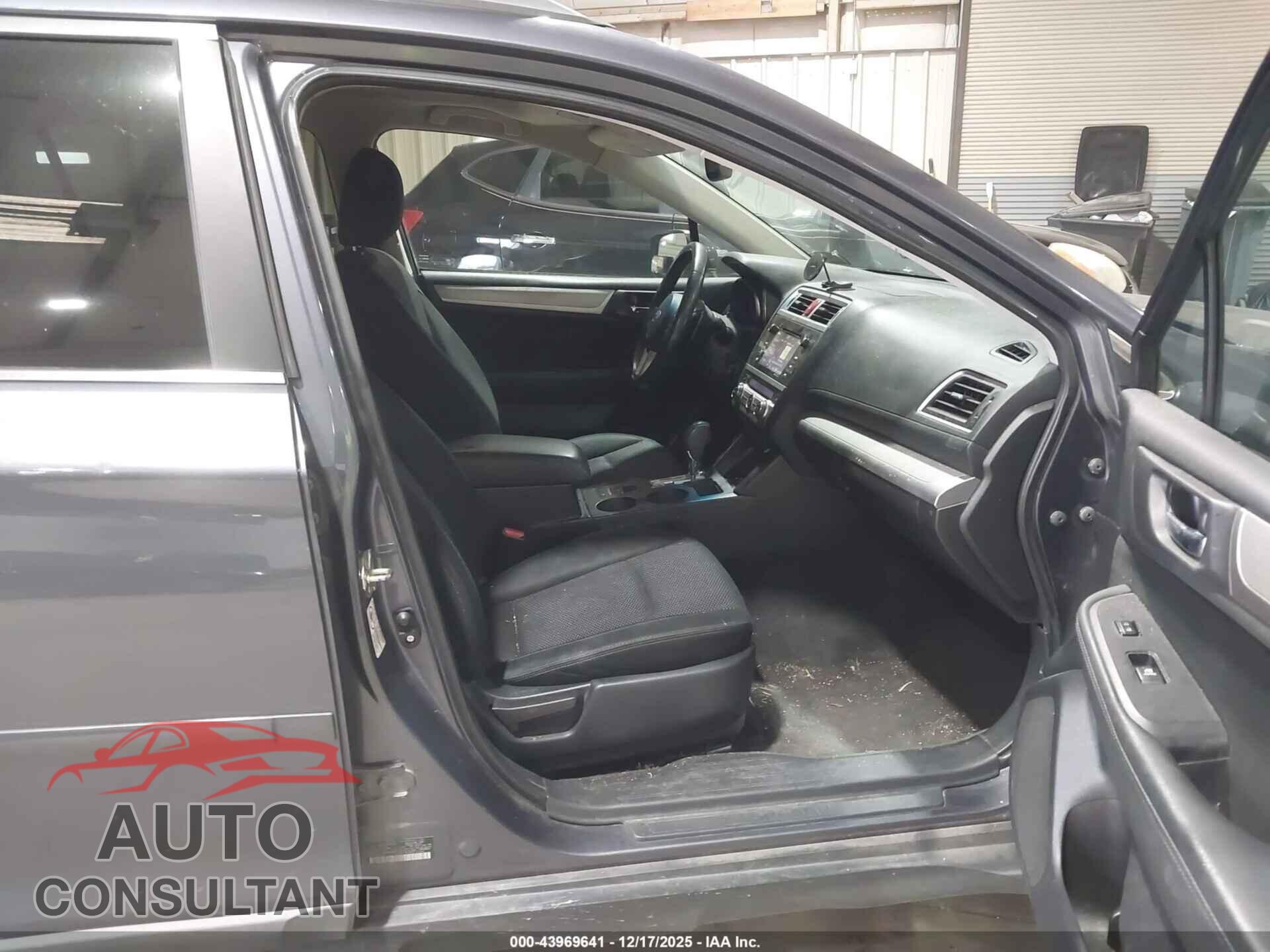 SUBARU OUTBACK 2015 - 4S4BSAEC6F3215543